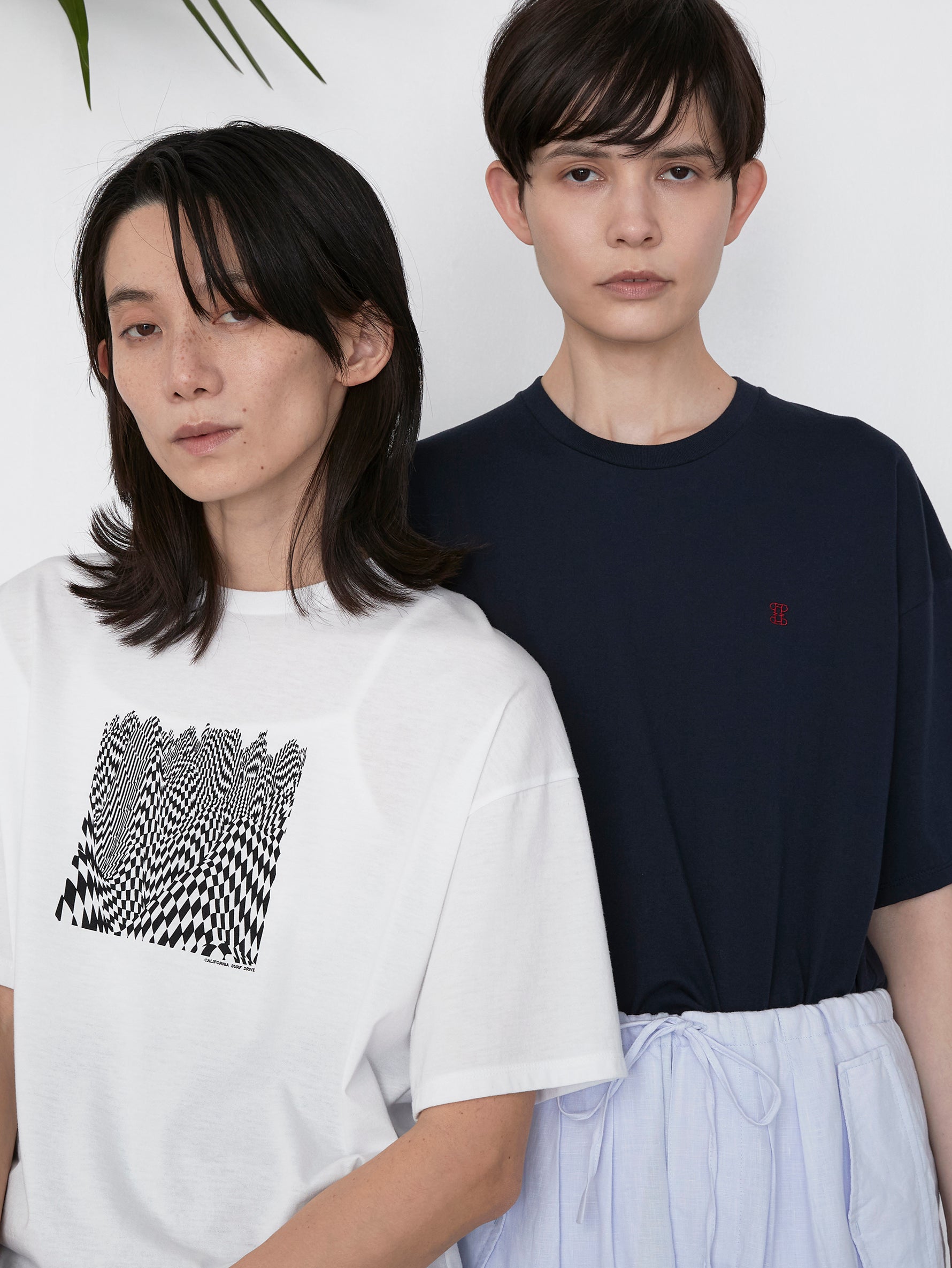 エンブロイダリーTシャツ/TBES-471