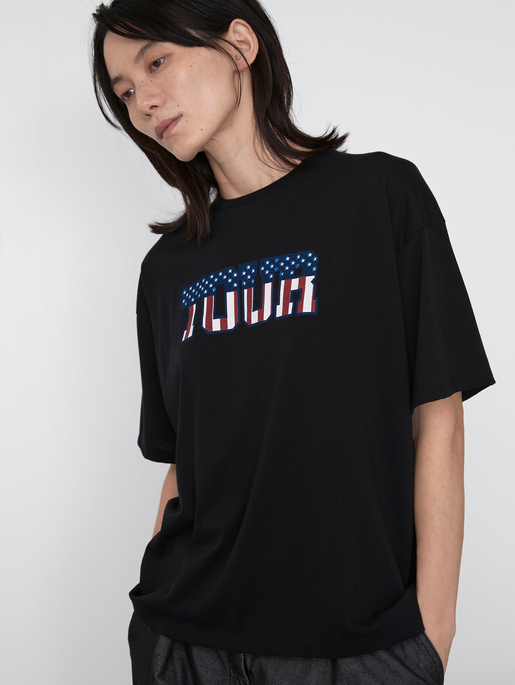 TOURTシャツ/TBES-474