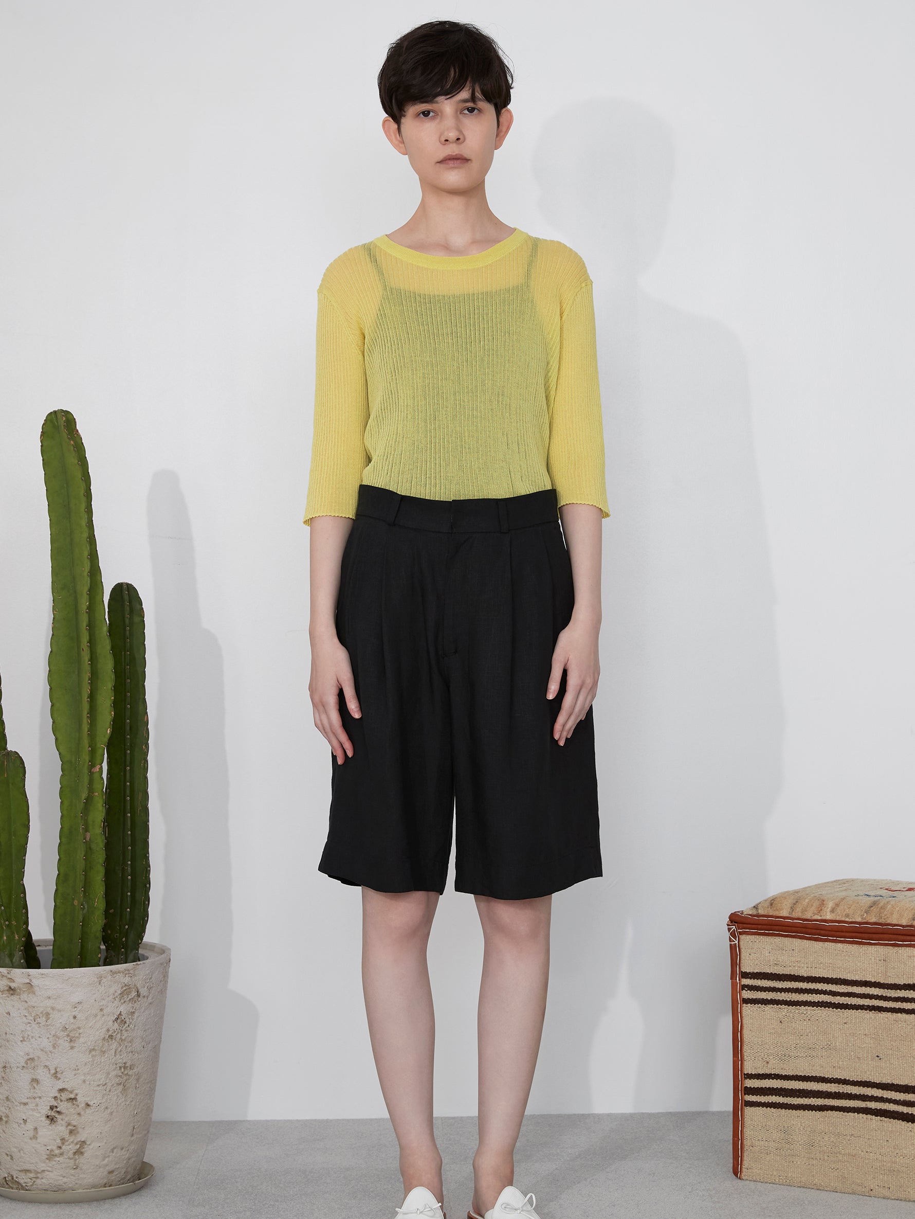 リネンショートタックパンツ/TBES-415