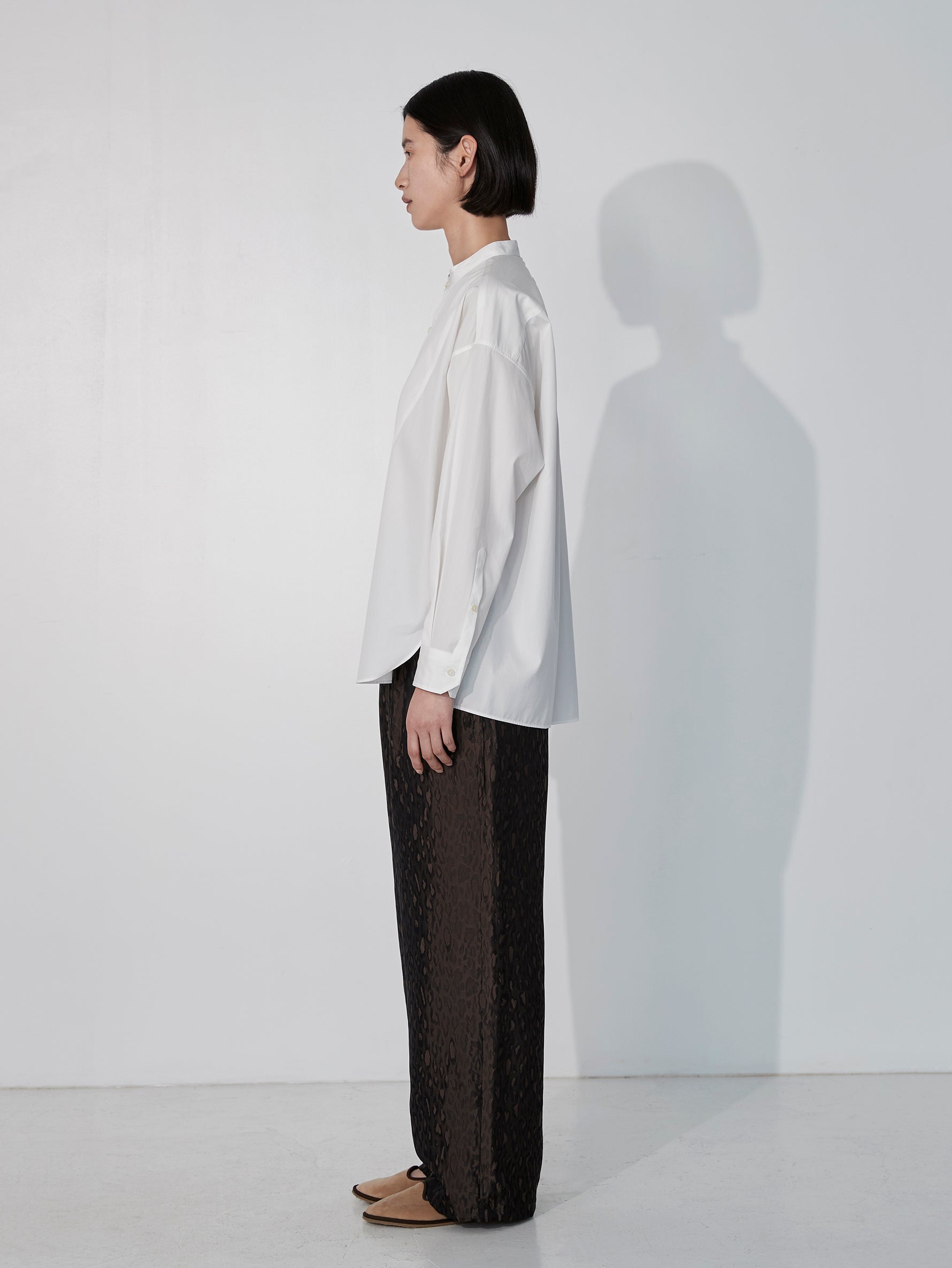 ノーカラービブヨークシャツ/TBEA-102