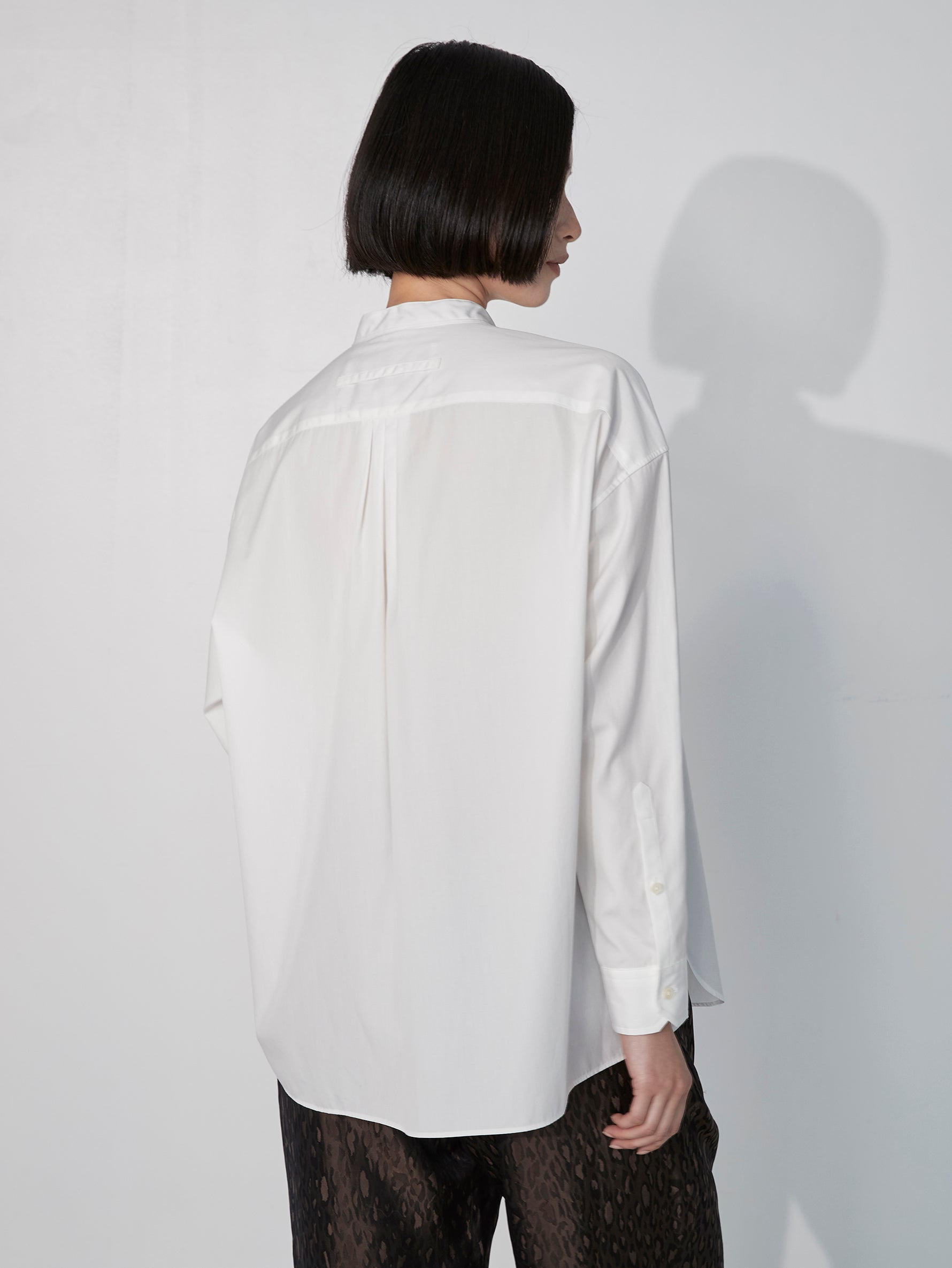 ノーカラービブヨークシャツ/TBEA-102