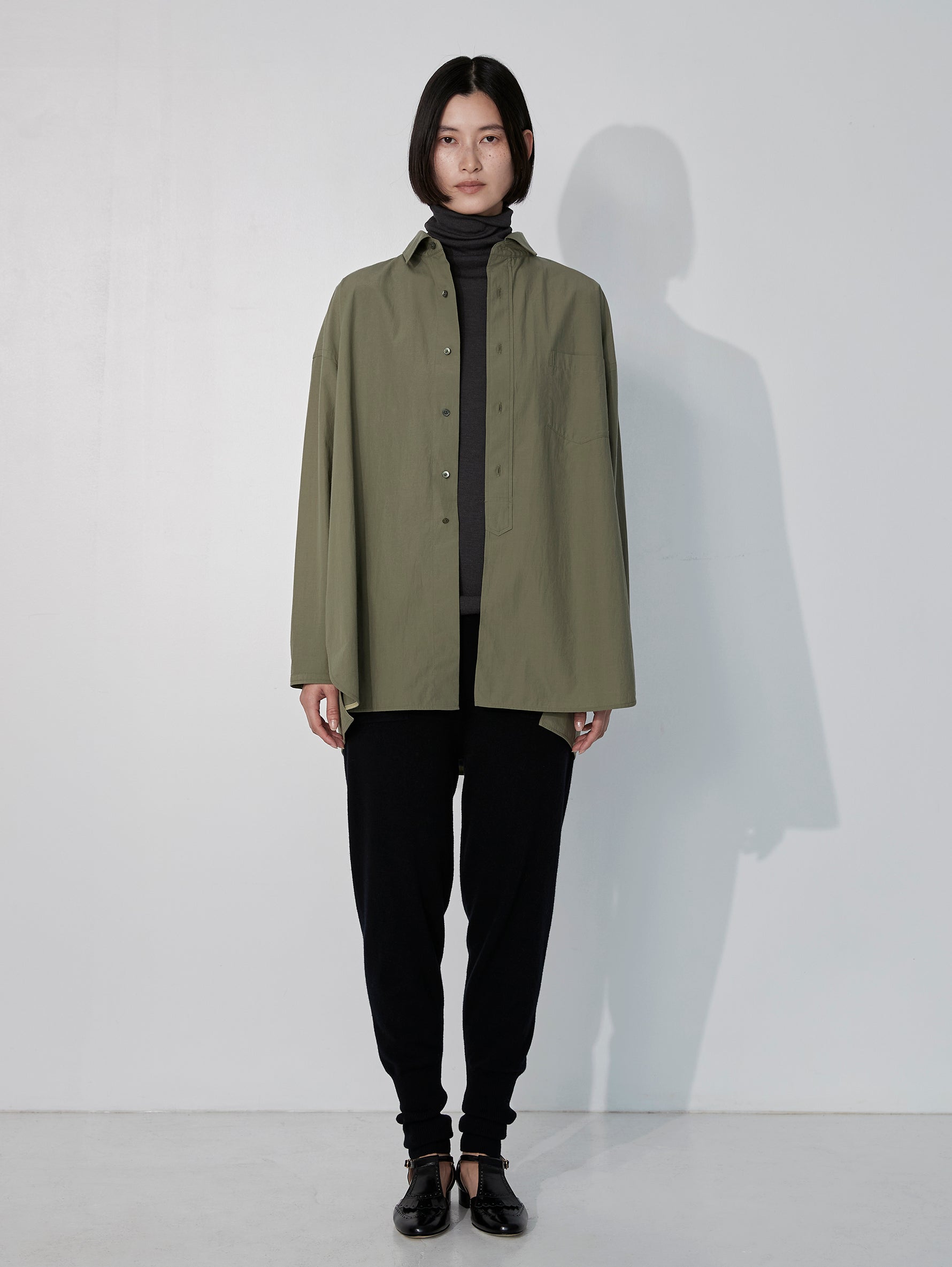 ハーブスクエアビッグシャツブルゾンuni/TBEA-113