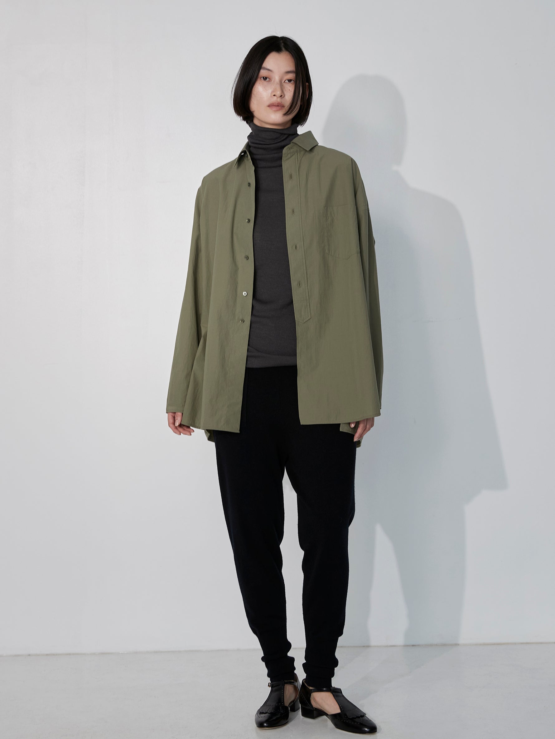 ハーブスクエアビッグシャツブルゾンuni/TBEA-113