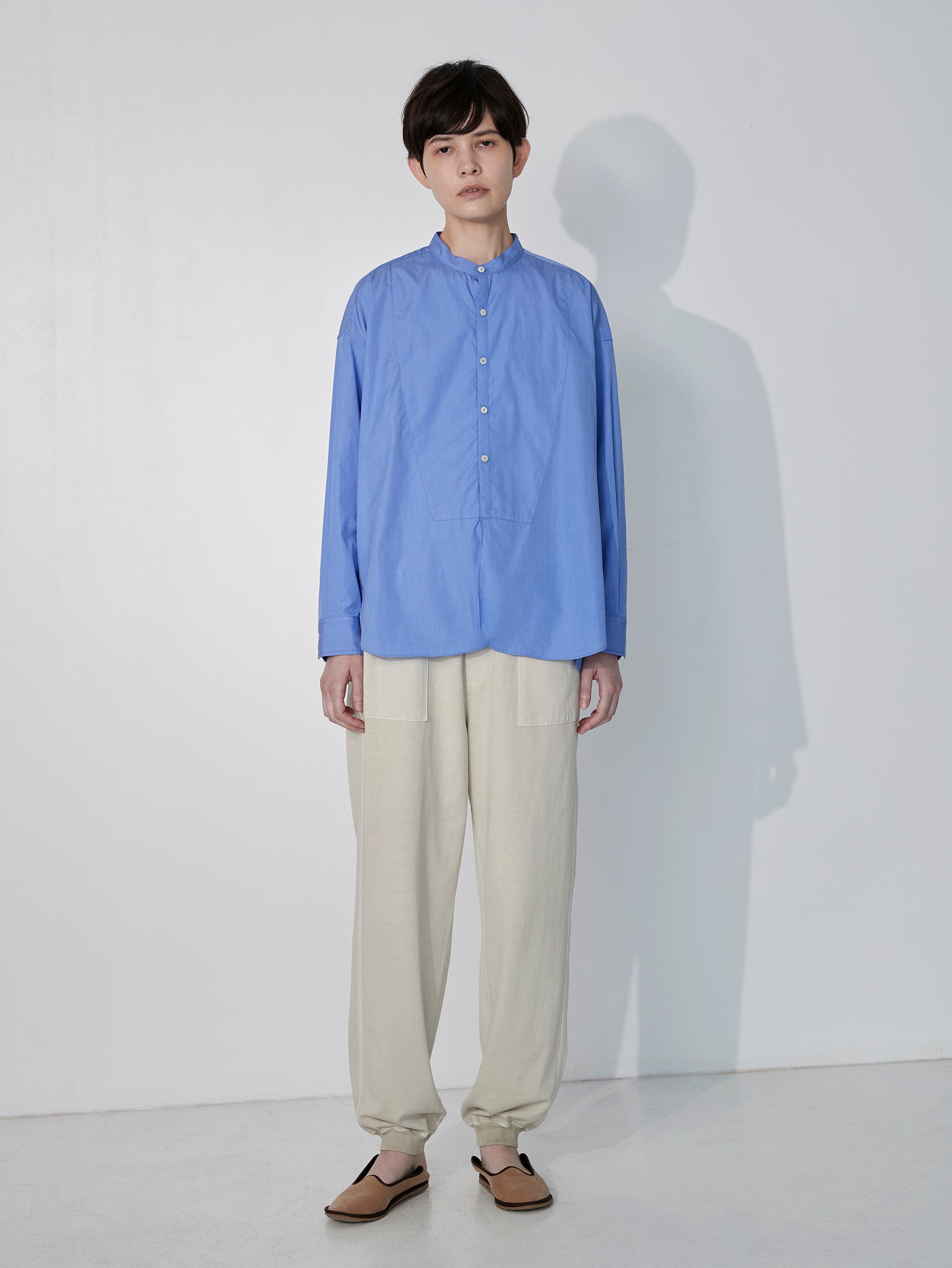 ノーカラービブヨークシャツ/TBEA-102