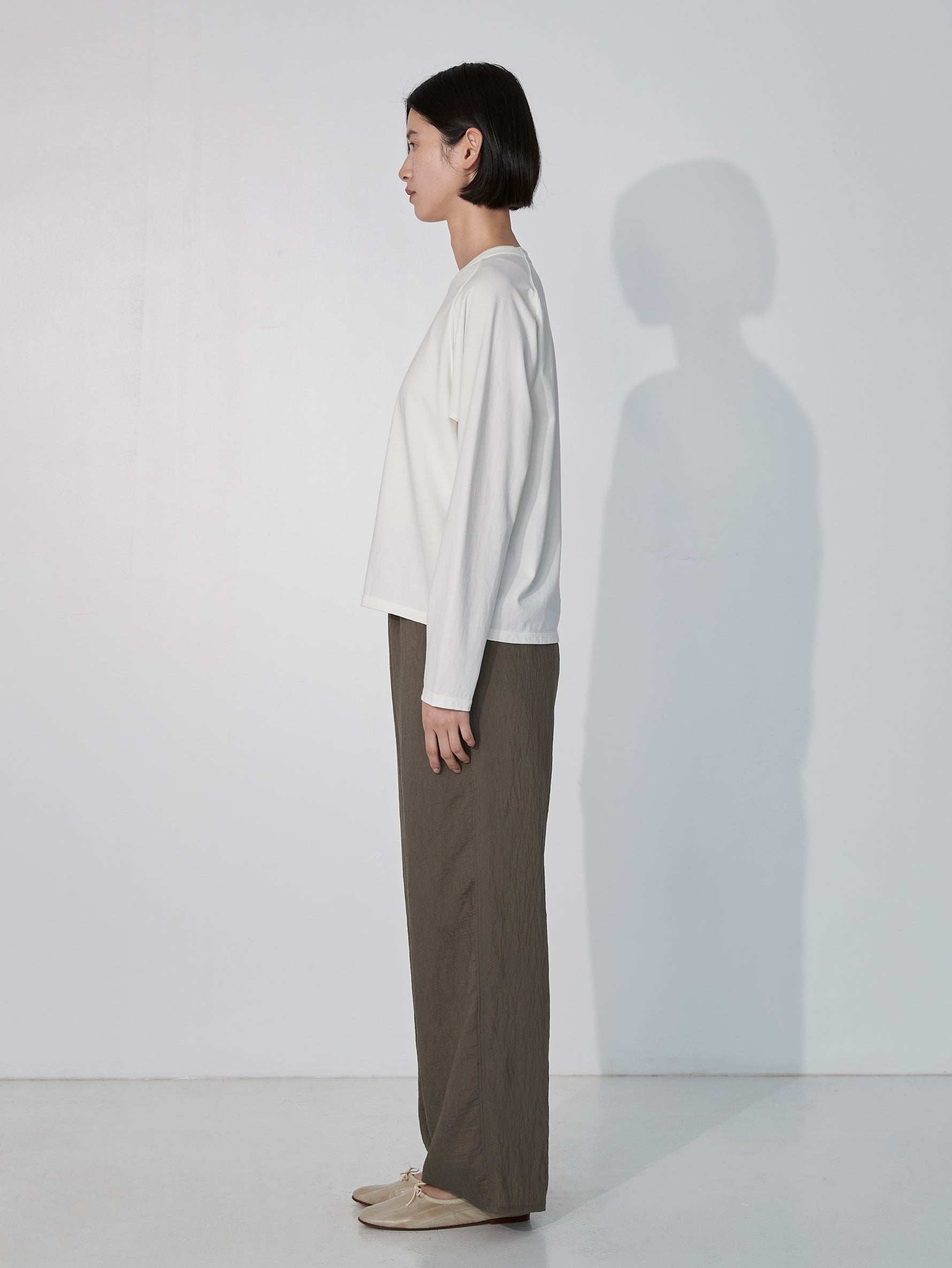 エンブロイダリーロングTシャツ/TBEA-283