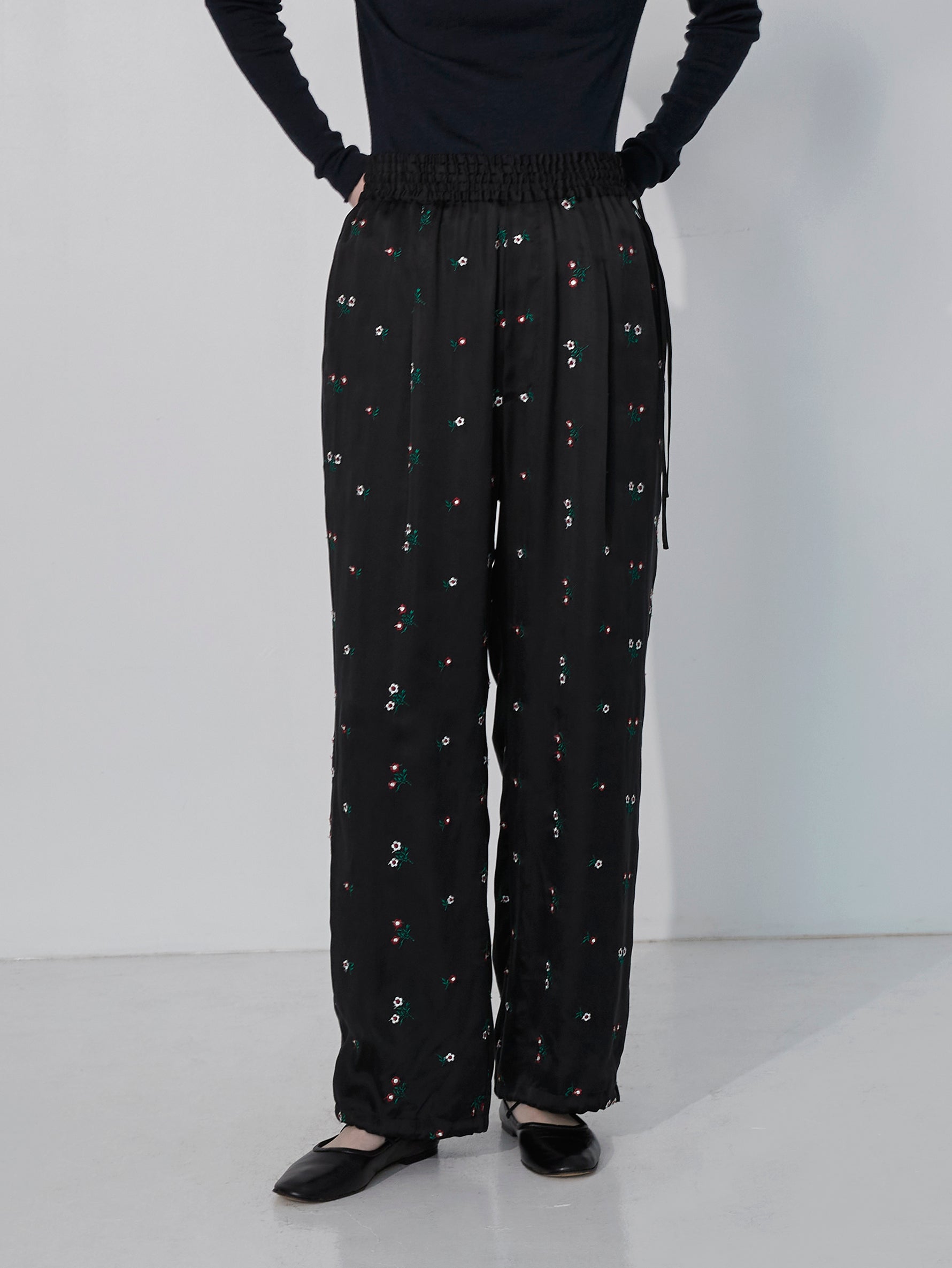 TICCA フラワーエンブロイダリーパンツ フラワーエンブロイダリーパンツ/TBEA-142