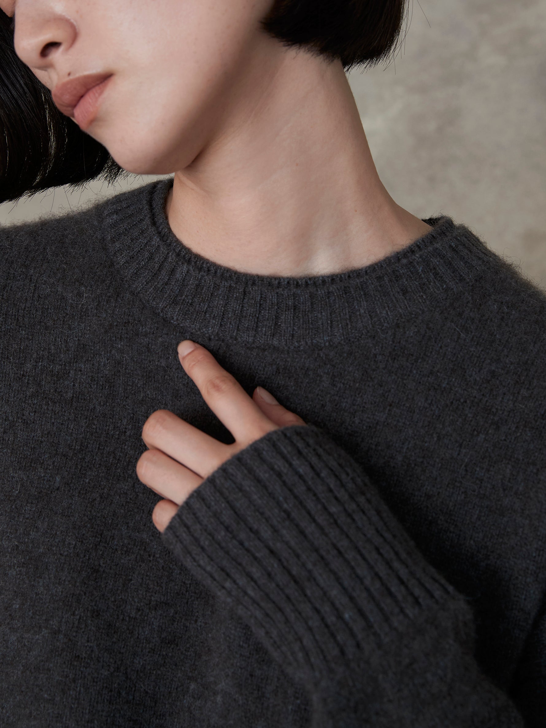 ヤククルーネックプルオーバー/TBEA-502