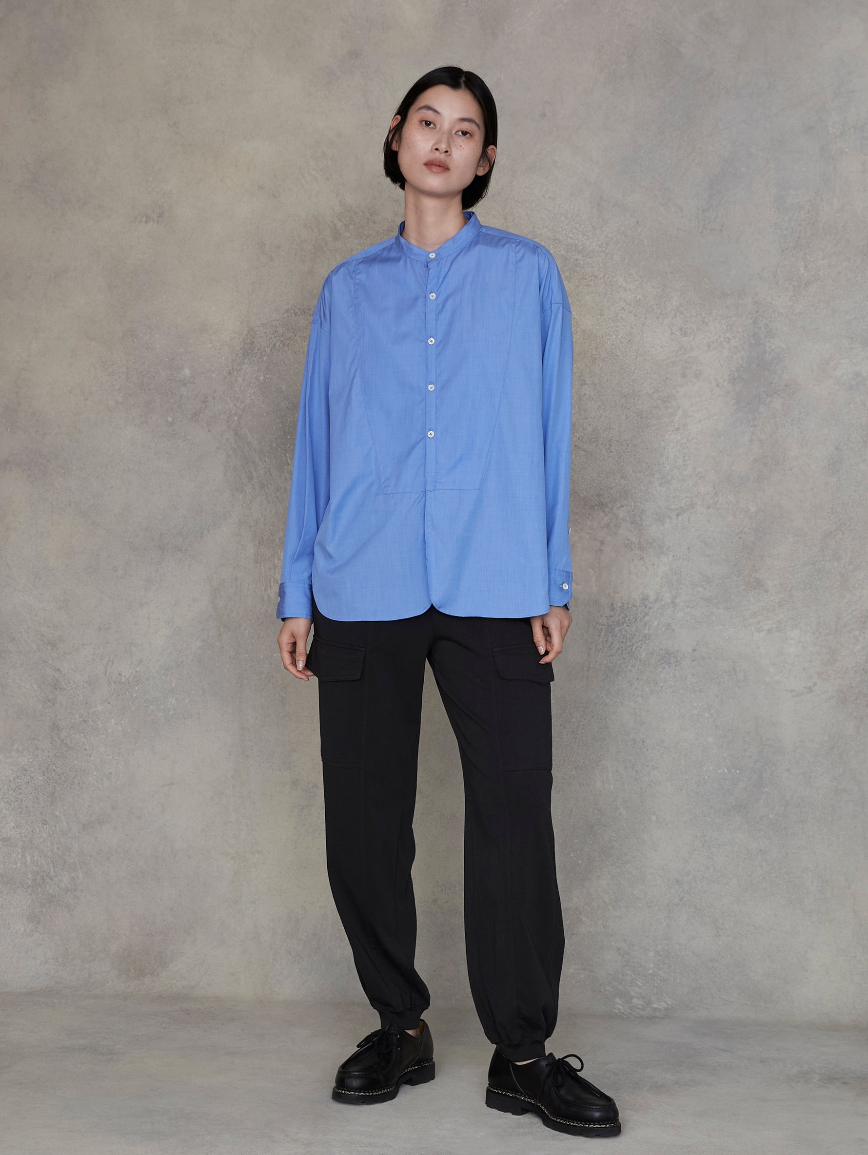 ノーカラービブヨークシャツ/TBEA-102