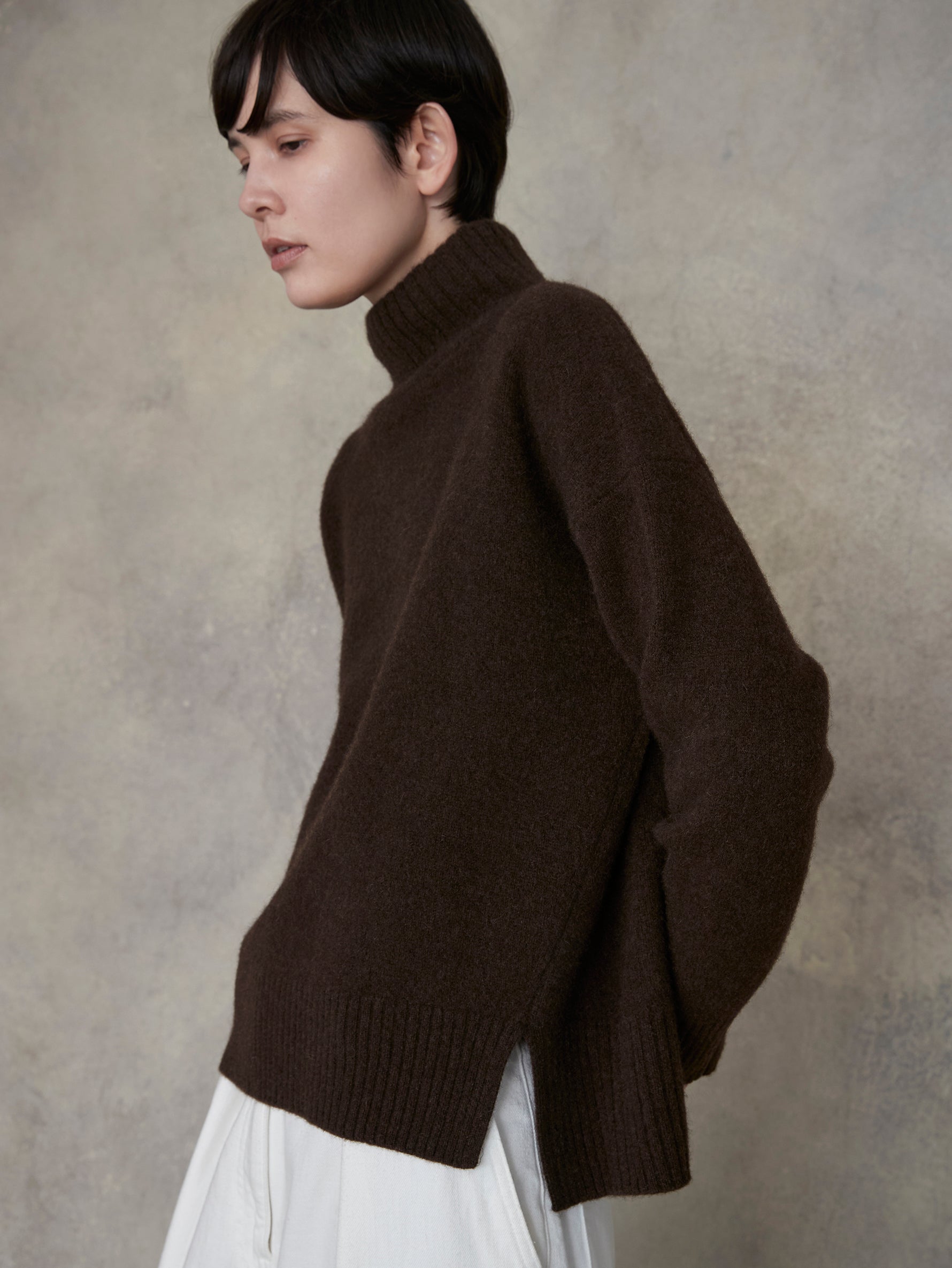 ヤクタートルネックプルオーバー/TBEA-501