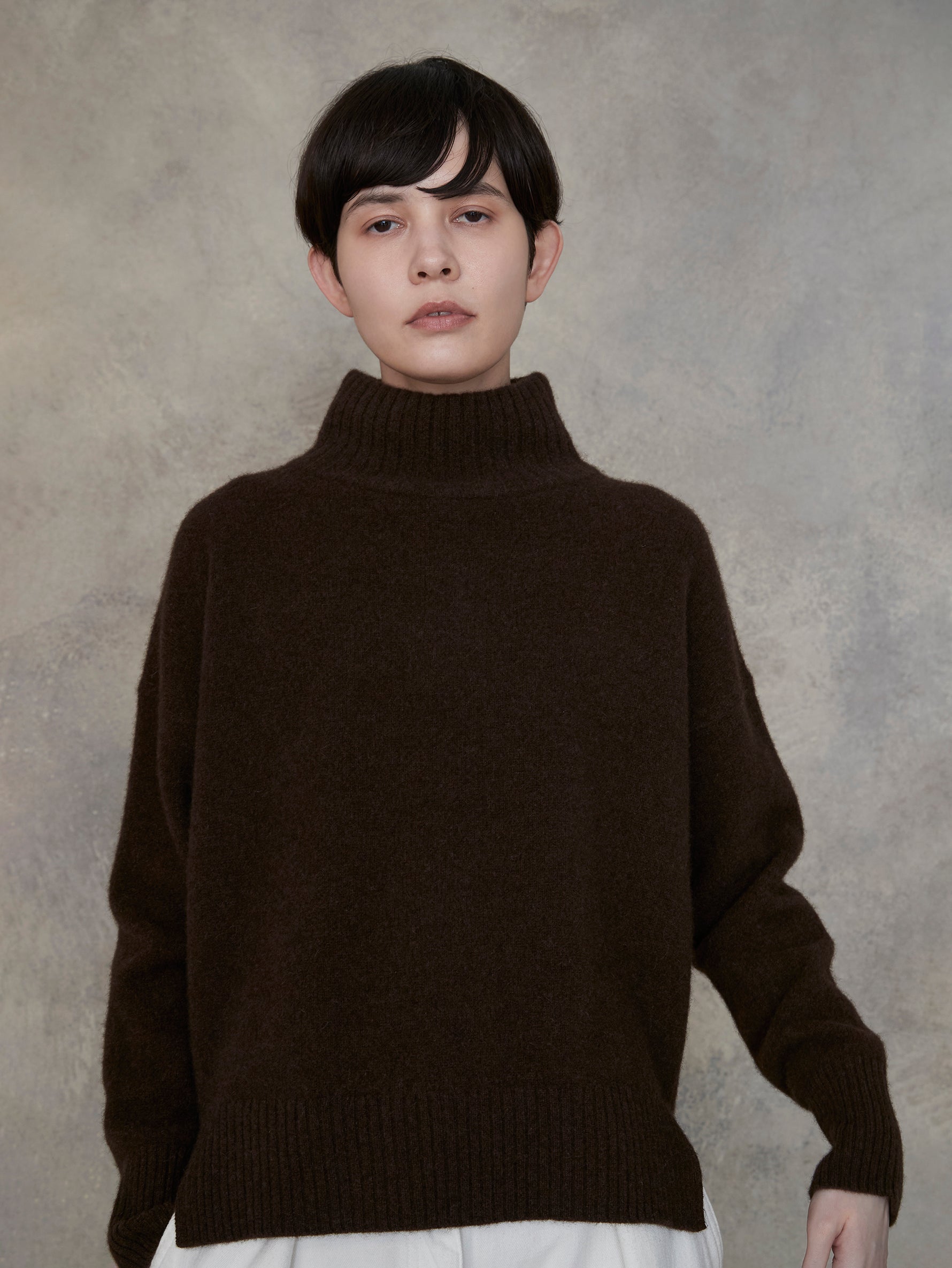 ヤクタートルネックプルオーバー/TBEA-501