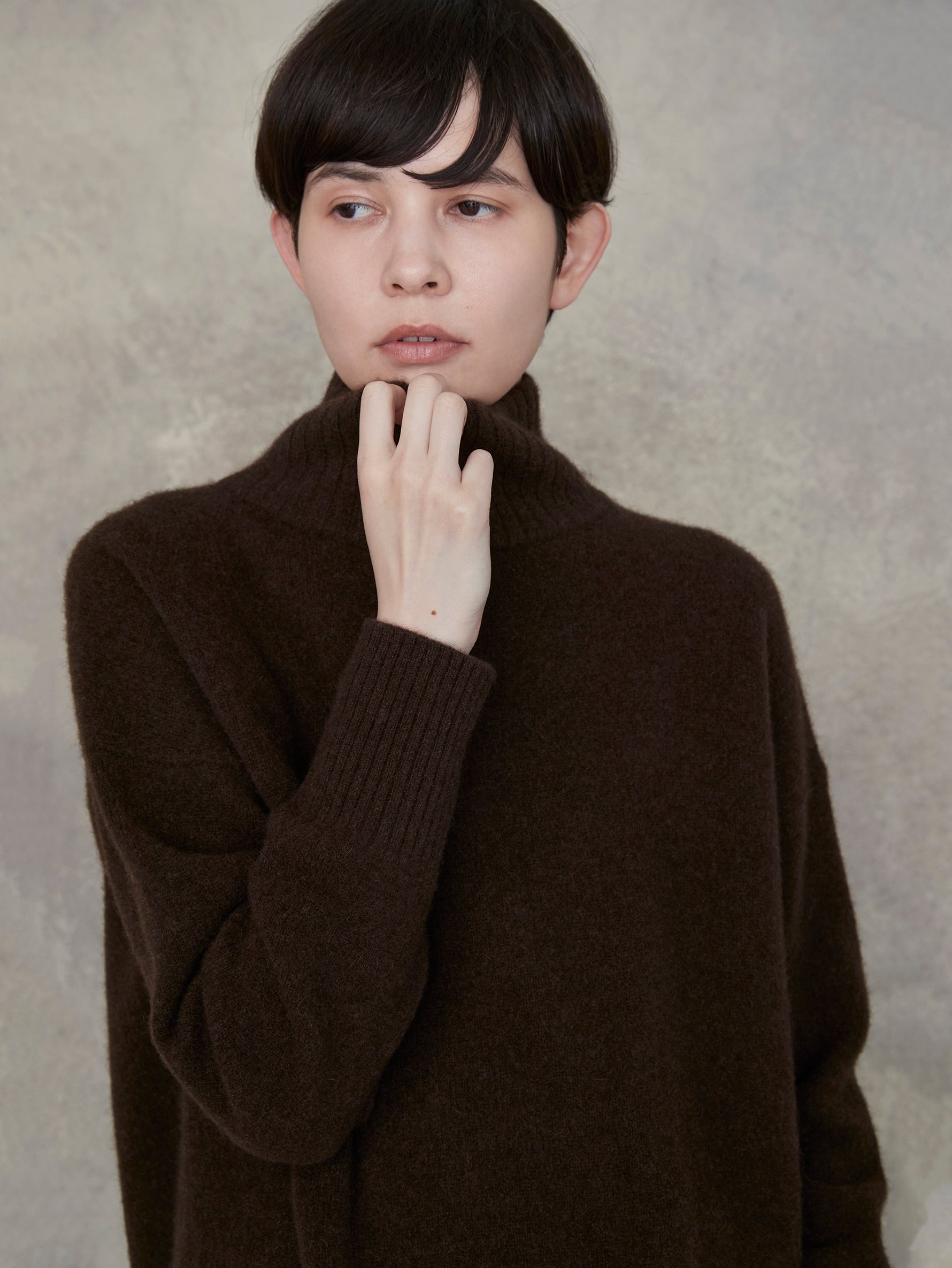 ヤクタートルネックプルオーバー/TBEA-501