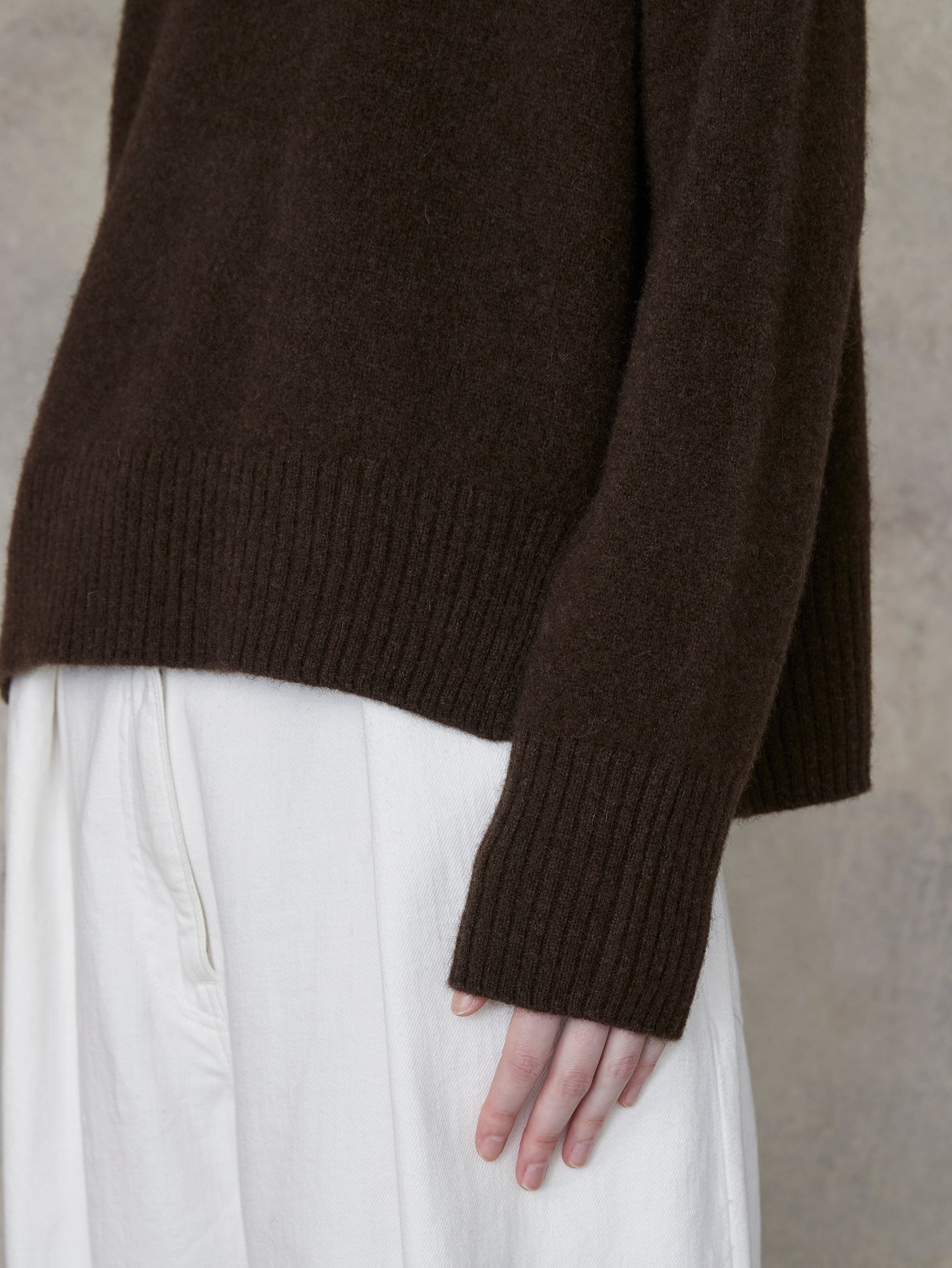 ヤクタートルネックプルオーバー/TBEA-501