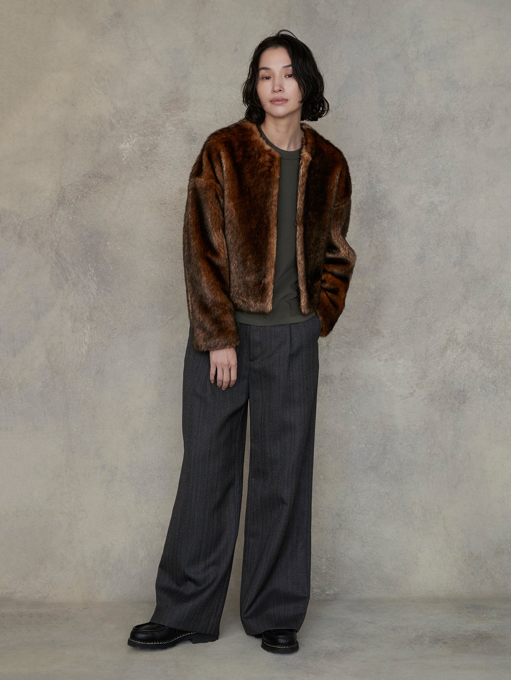 エンブロイダリーロングTシャツ/TBEA-283