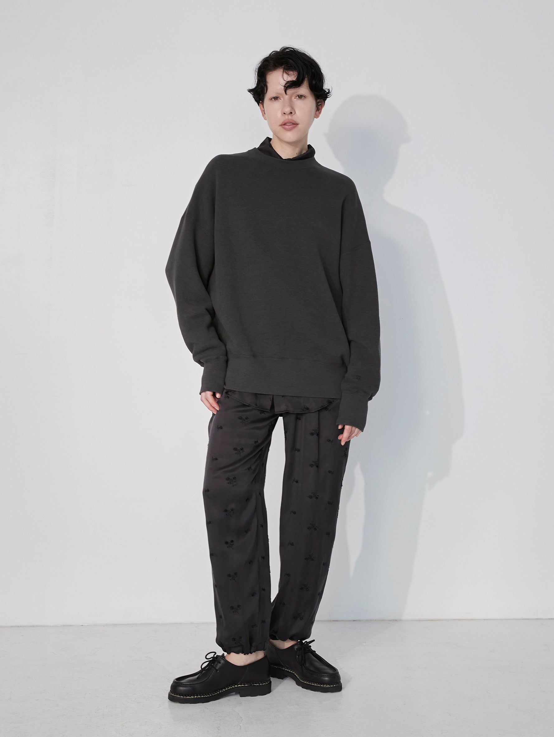 フラワーエンブロイダリーシャツ/TBEA-143