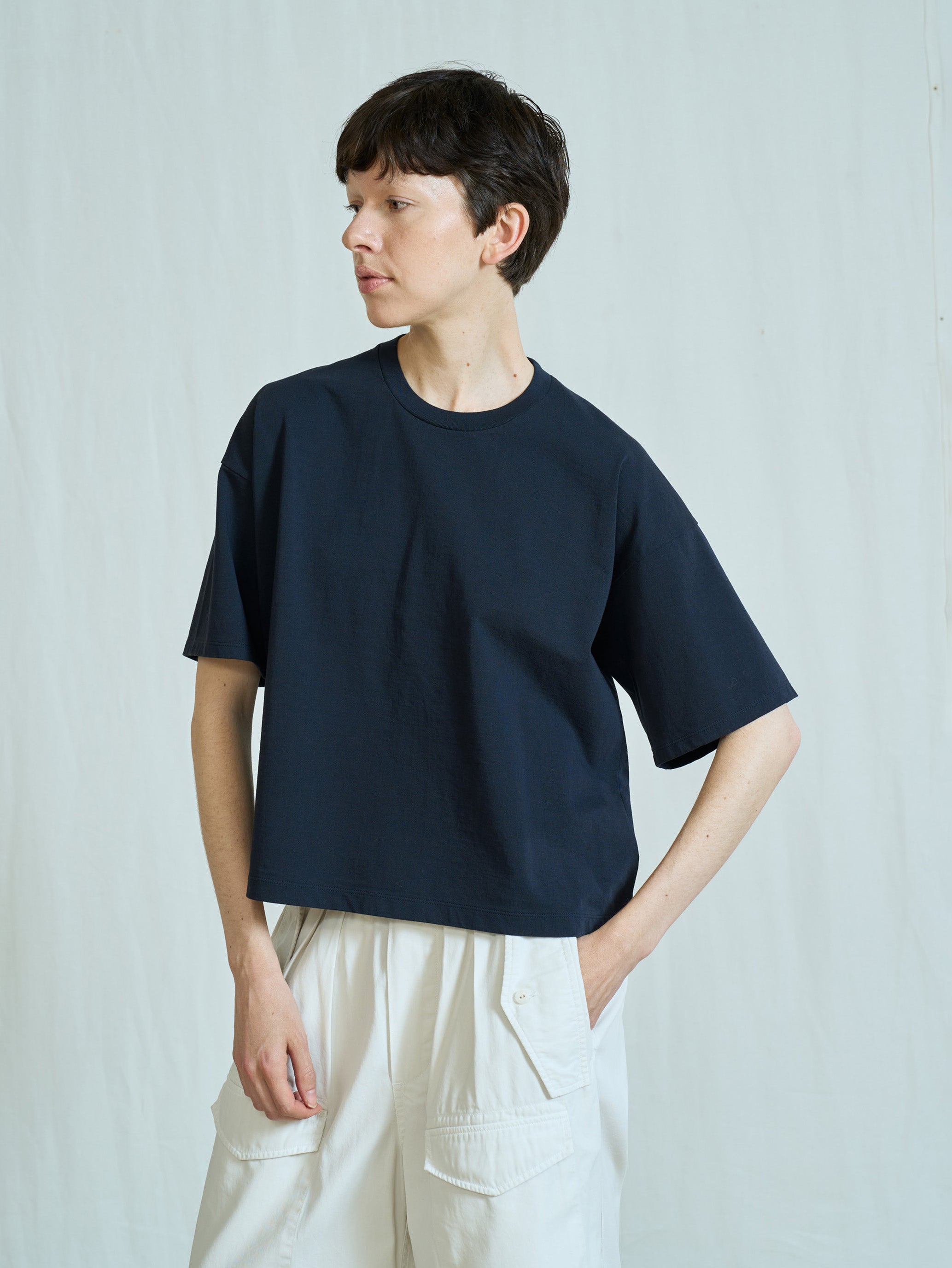 エンブロイダリースクエアTシャツ TBFA-241