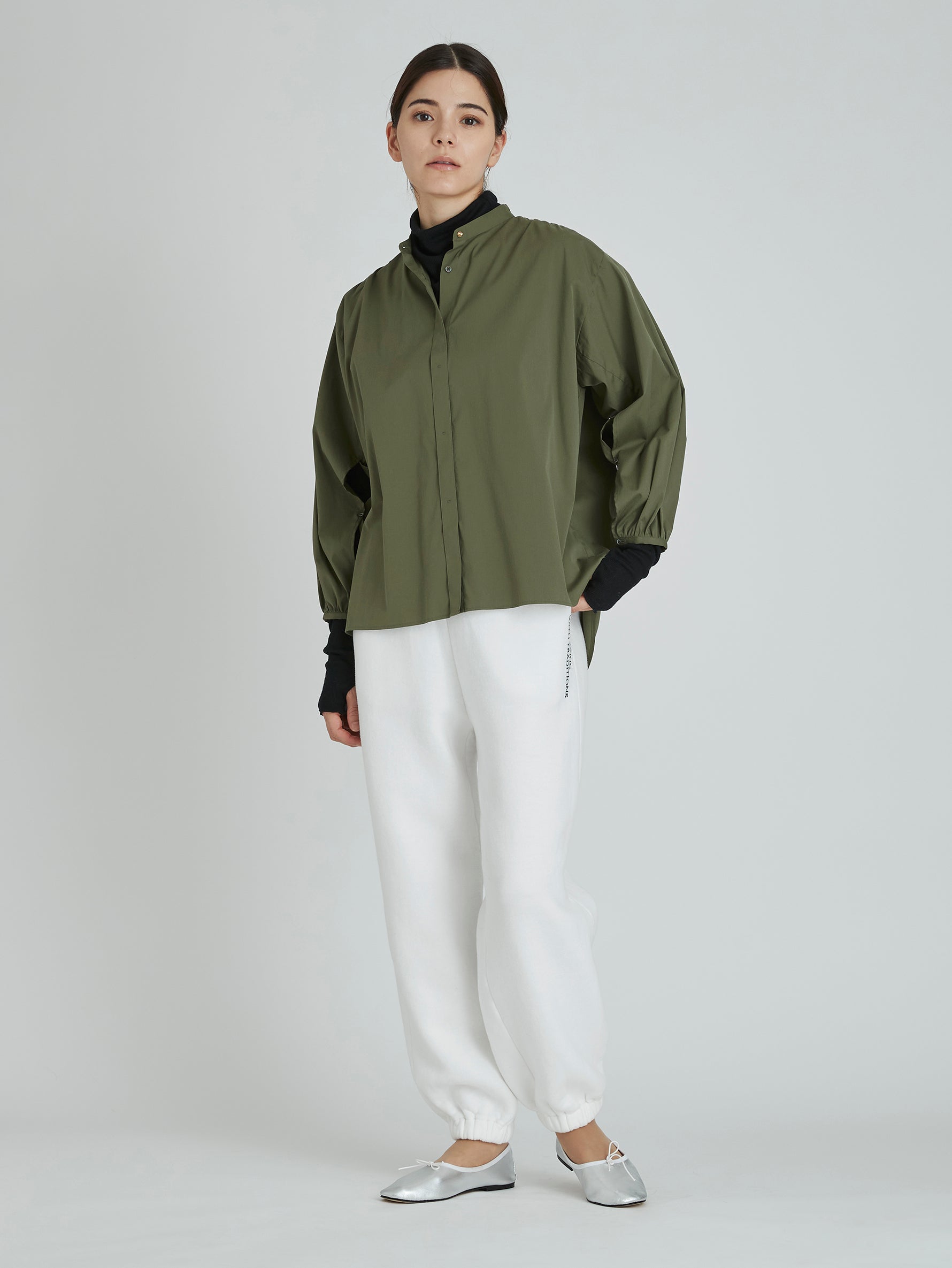 ギャザーパフスリーブブラウス/TBCA-121