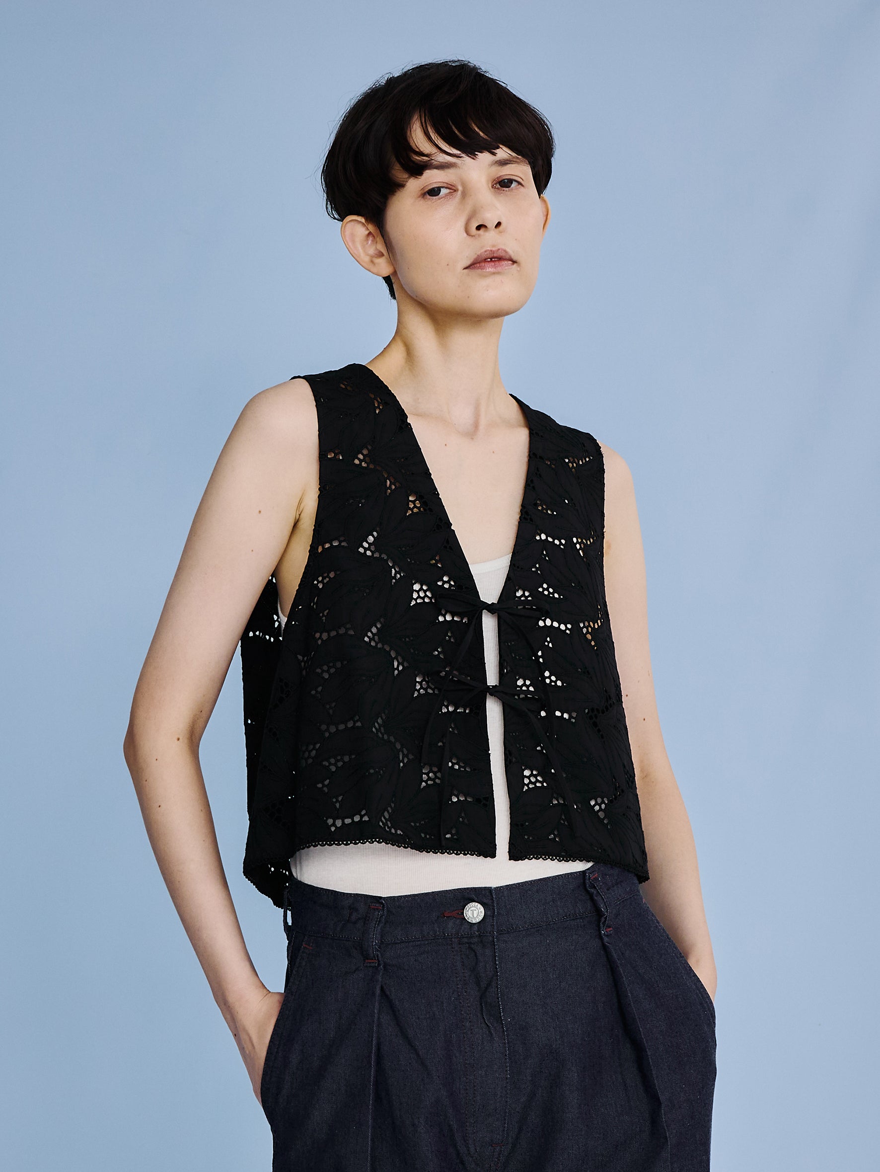 フラワーレースベスト TBFS-132