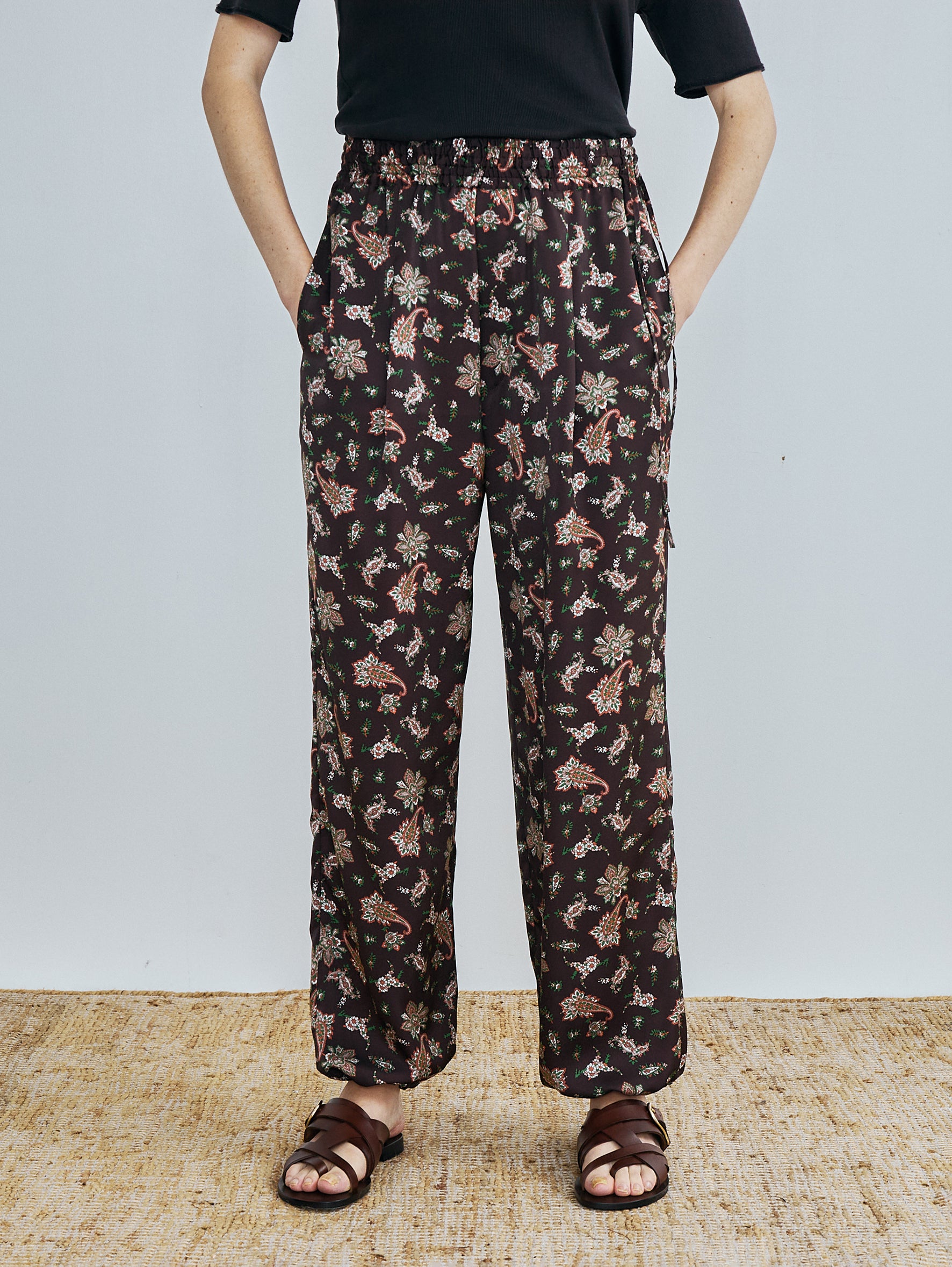 ペイズリープリントパンツ TBFS-092