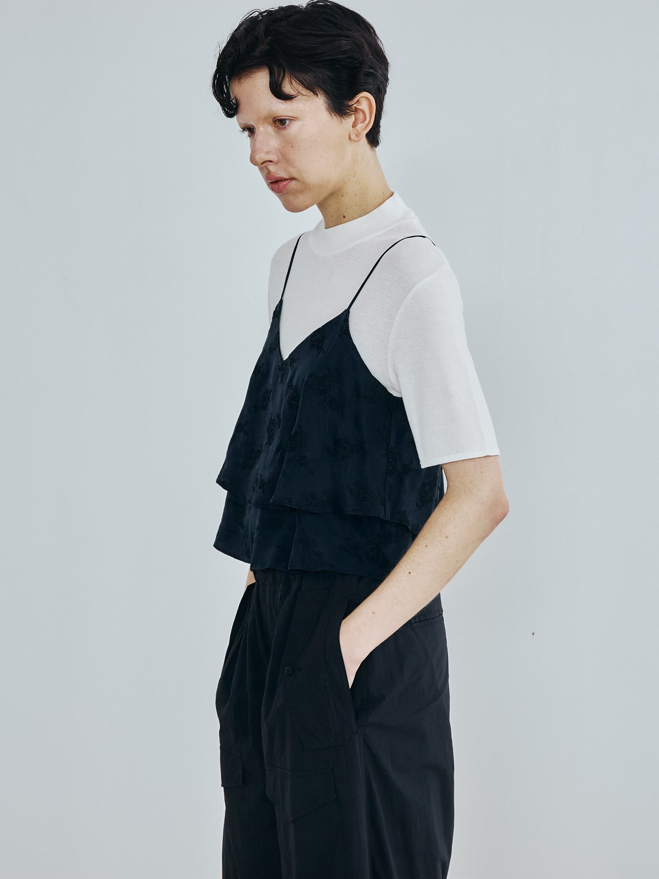 キュプラローズエンブロイダリービスチェ TBFS-101