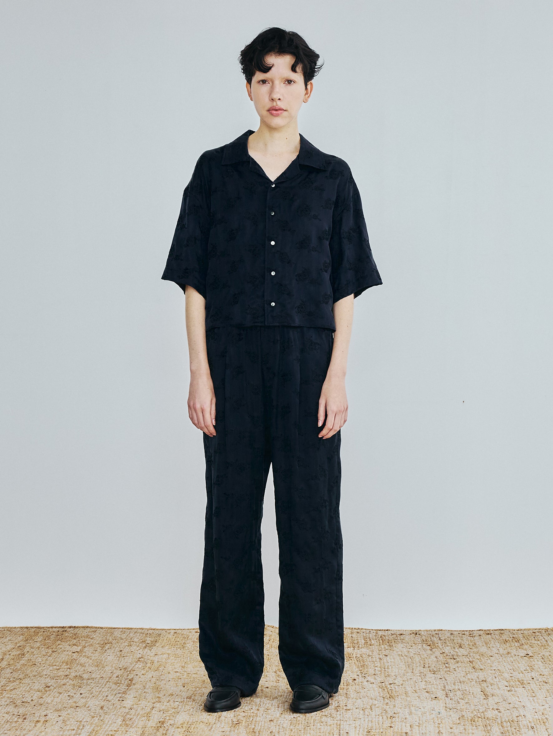 キュプラローズエンブロイダリーシャツ TBFS-102