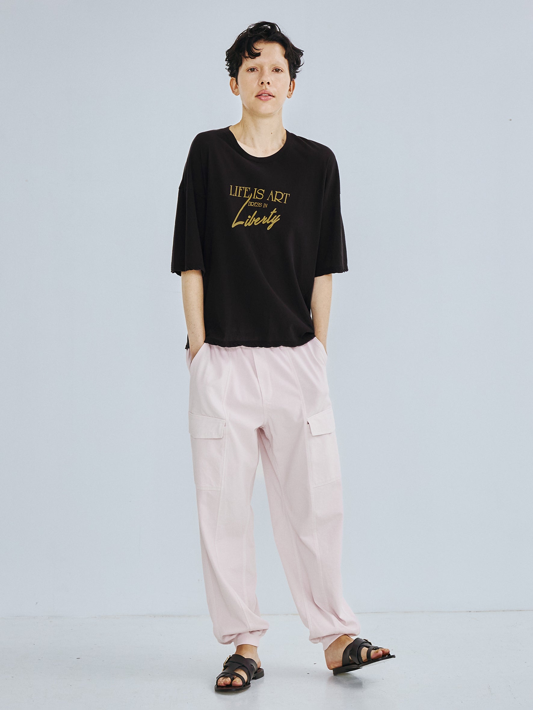 LIFE IS ART Tシャツ TBFS-201