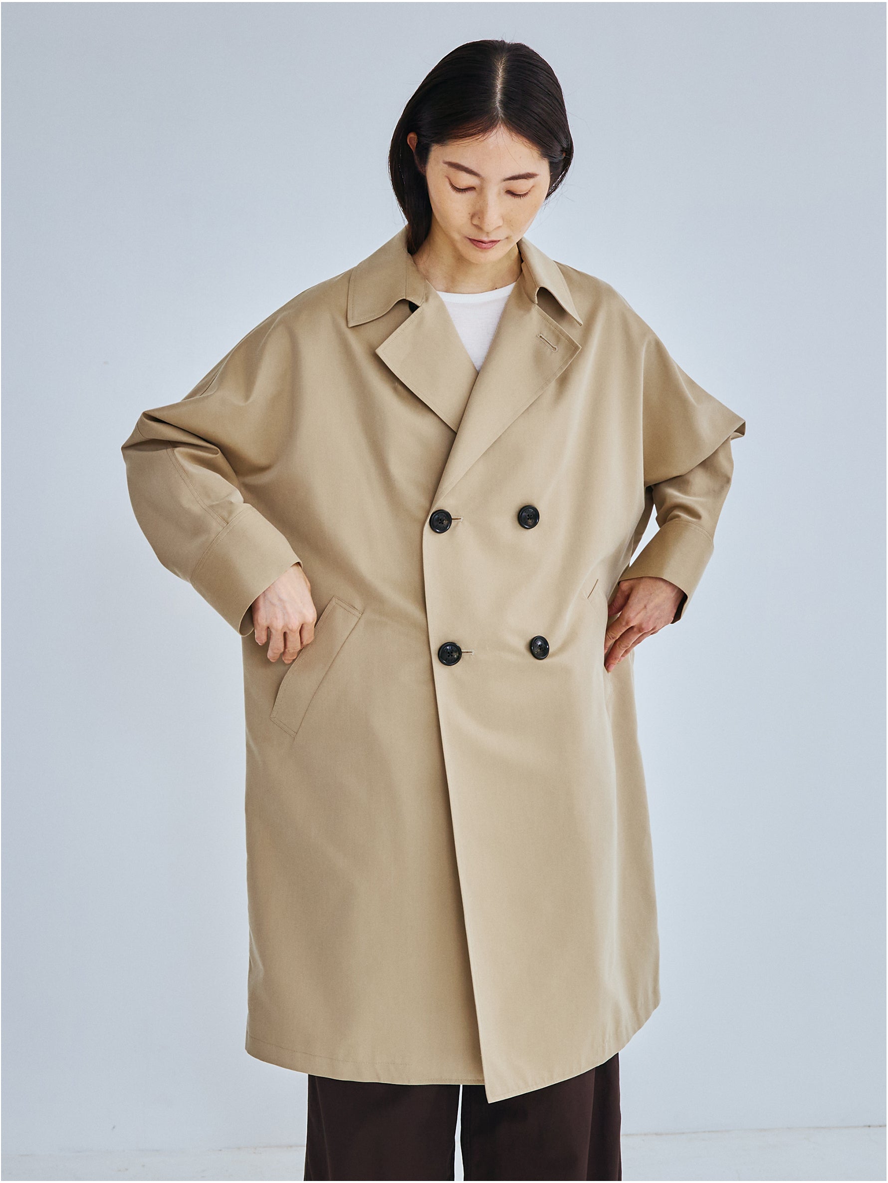 【予約商品】テントトレンチコート TBFS-161 (直営店限定カラー)