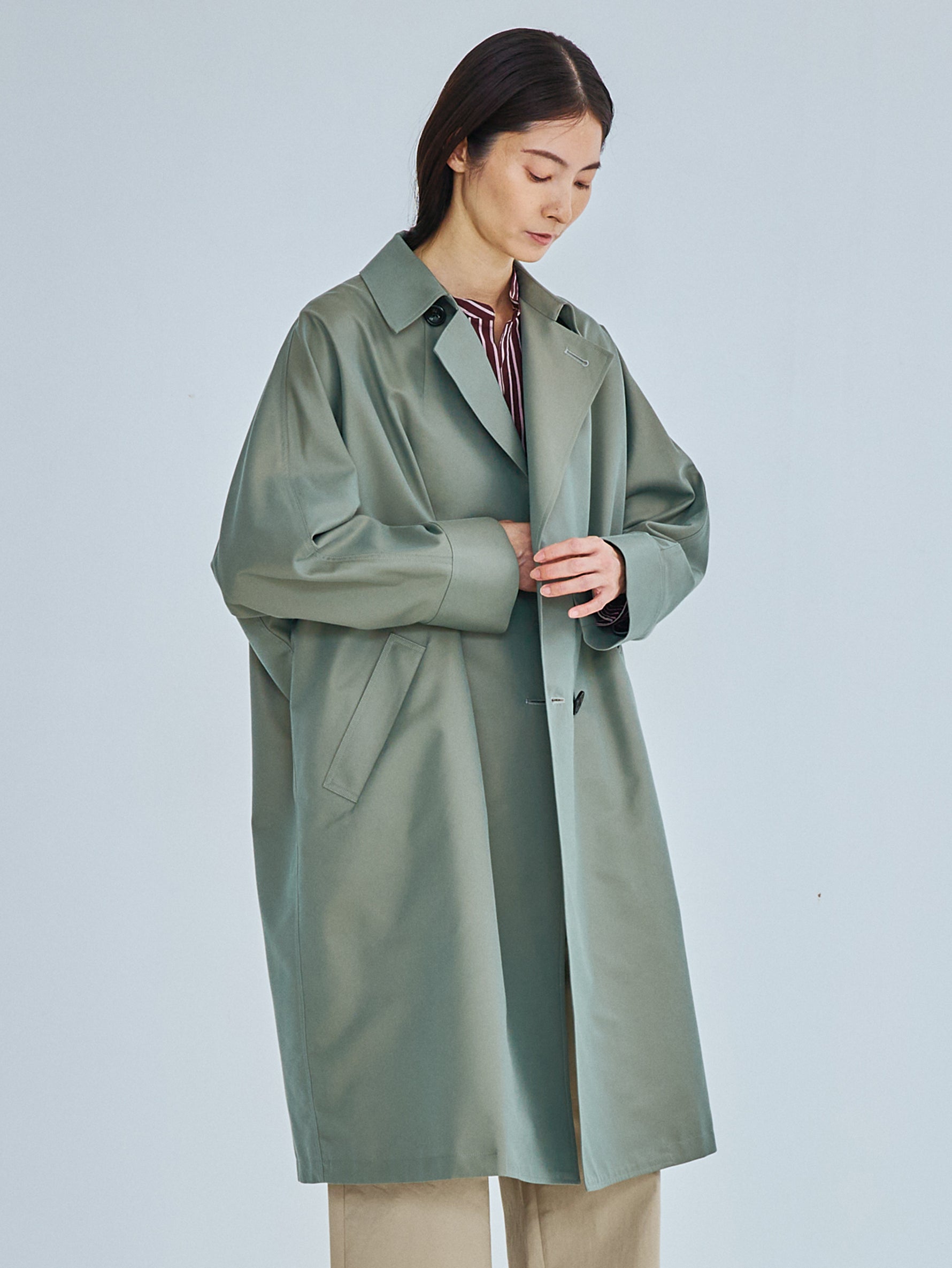 【予約商品】テントトレンチコート TBFS-161 (直営店限定カラー)