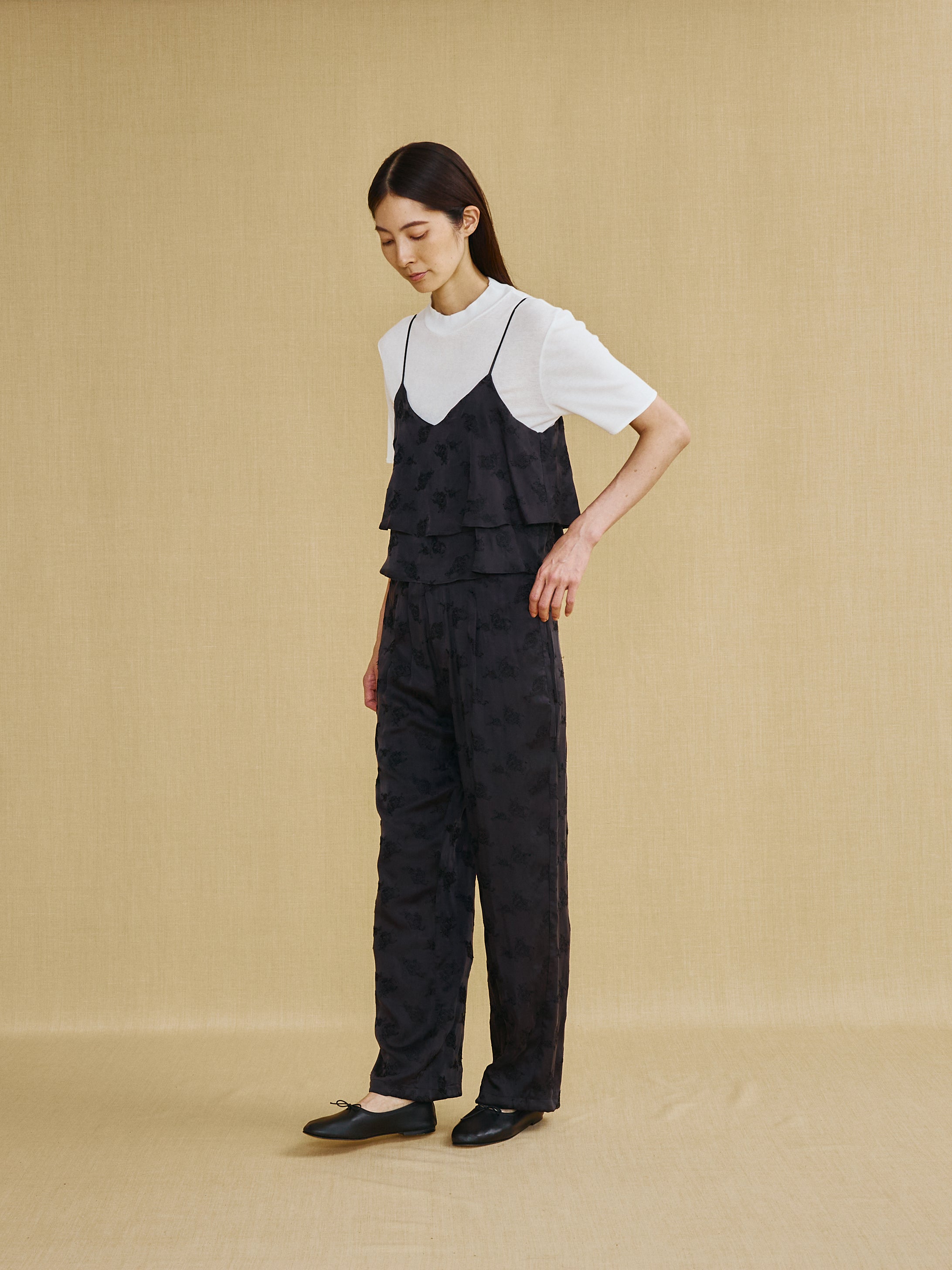 キュプラローズエンブロイダリービスチェ TBFS-101