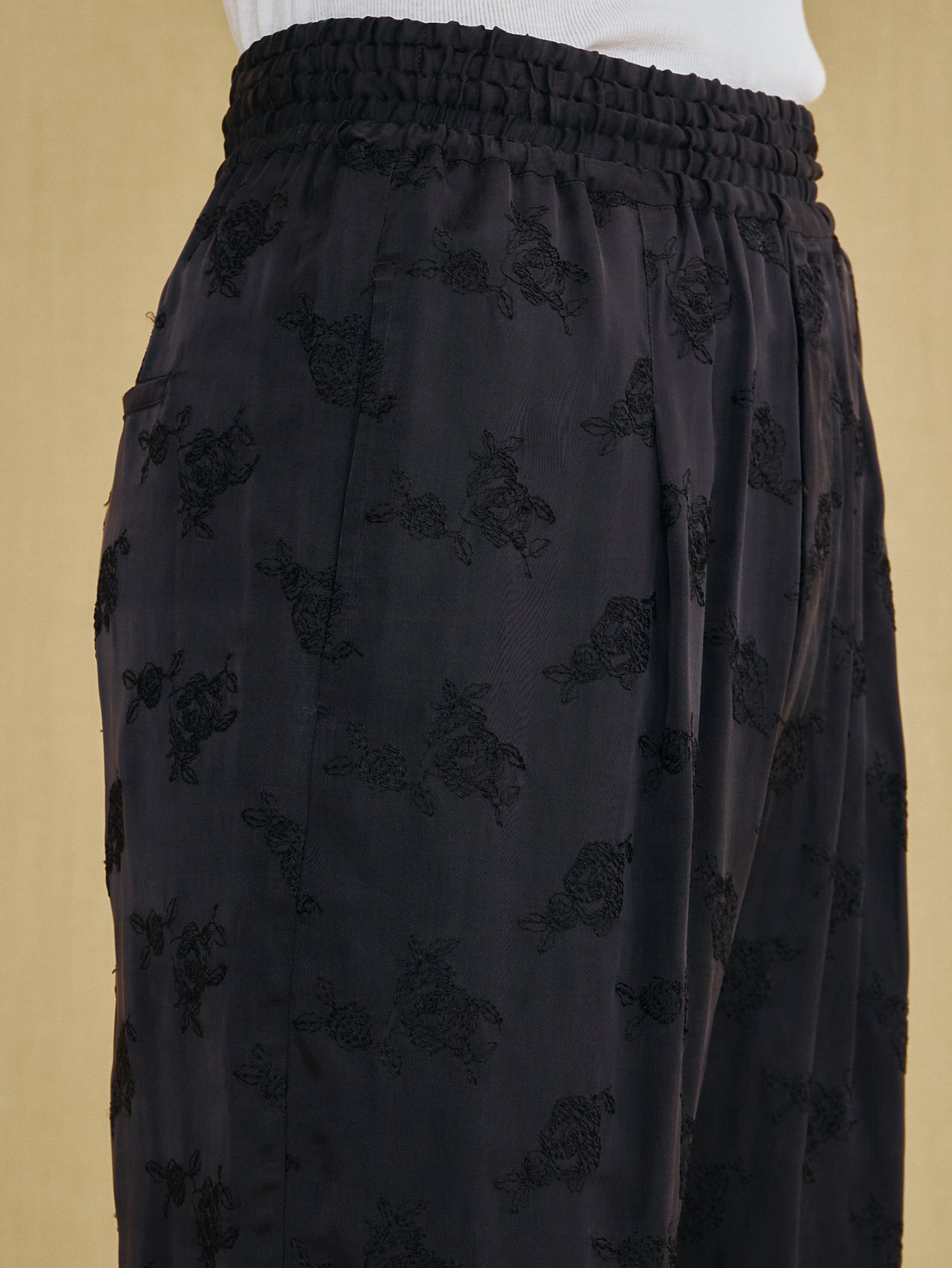 キュプラローズエンブロイダリーパンツ TBFS-103