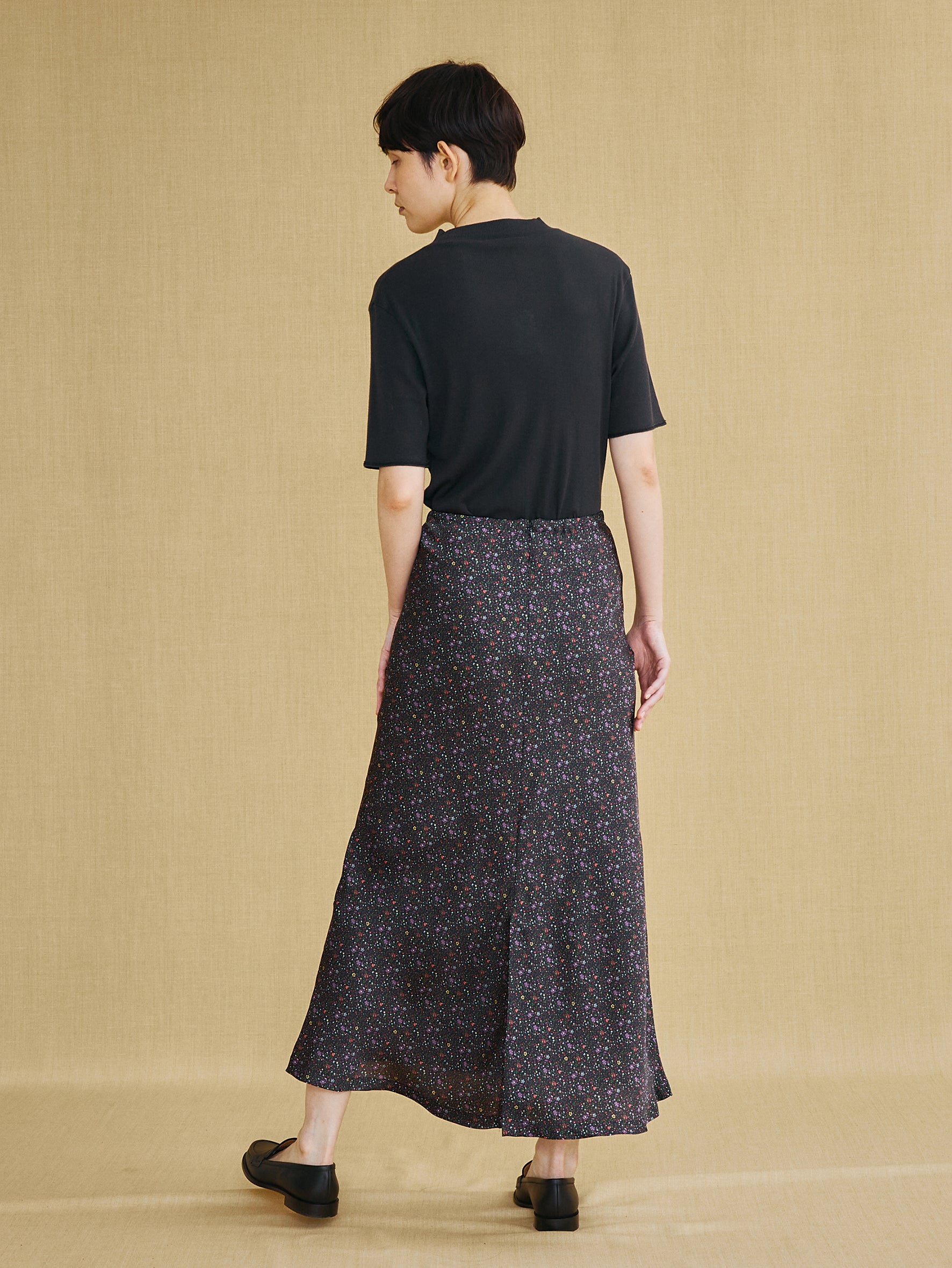 リトルフラワープリントタイトスカート TBFS-083