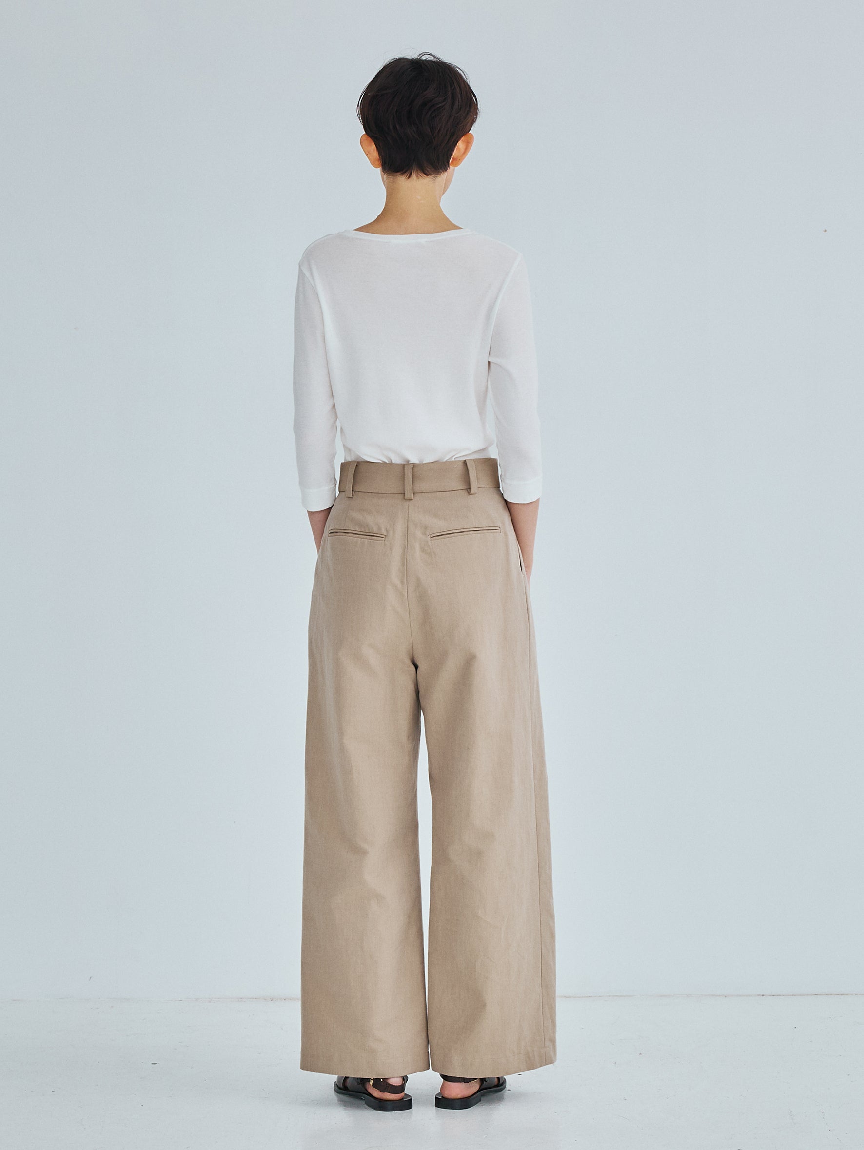 【予約商品】コットンシルクラミータックワイドパンツ TBFS-143
