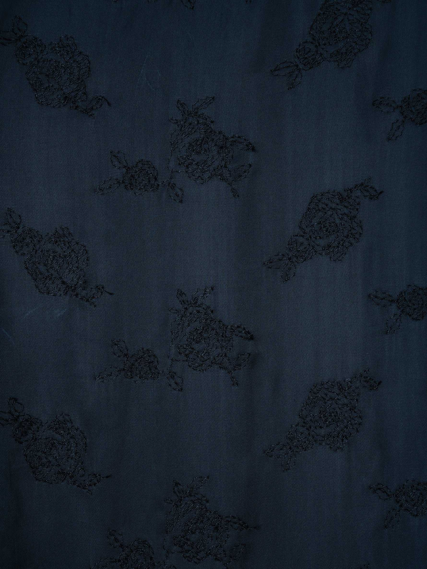 キュプラローズエンブロイダリービスチェ TBFS-101