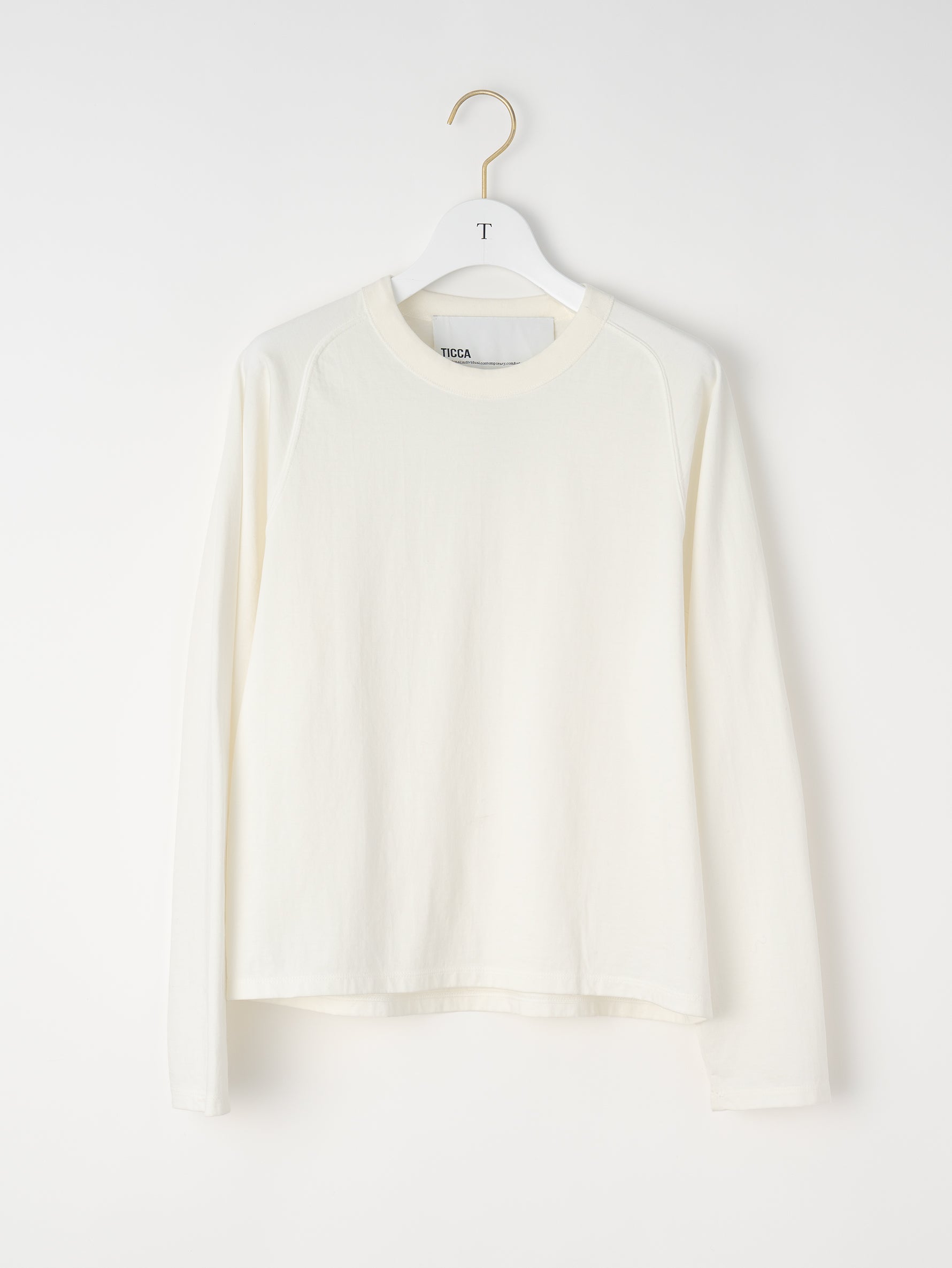 エンブロイダリーロングTシャツ/TBEA-283