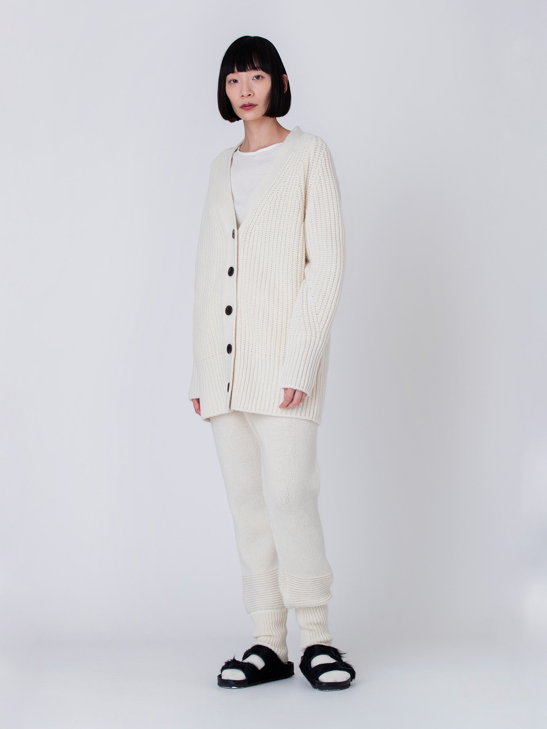 Vネックカーディガン/TBBA-263