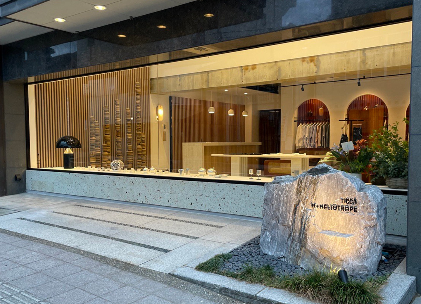 店舗用品 rick RICK NIELSEN™ Five-Neck Checkered Mini Guitar Replica Collectible