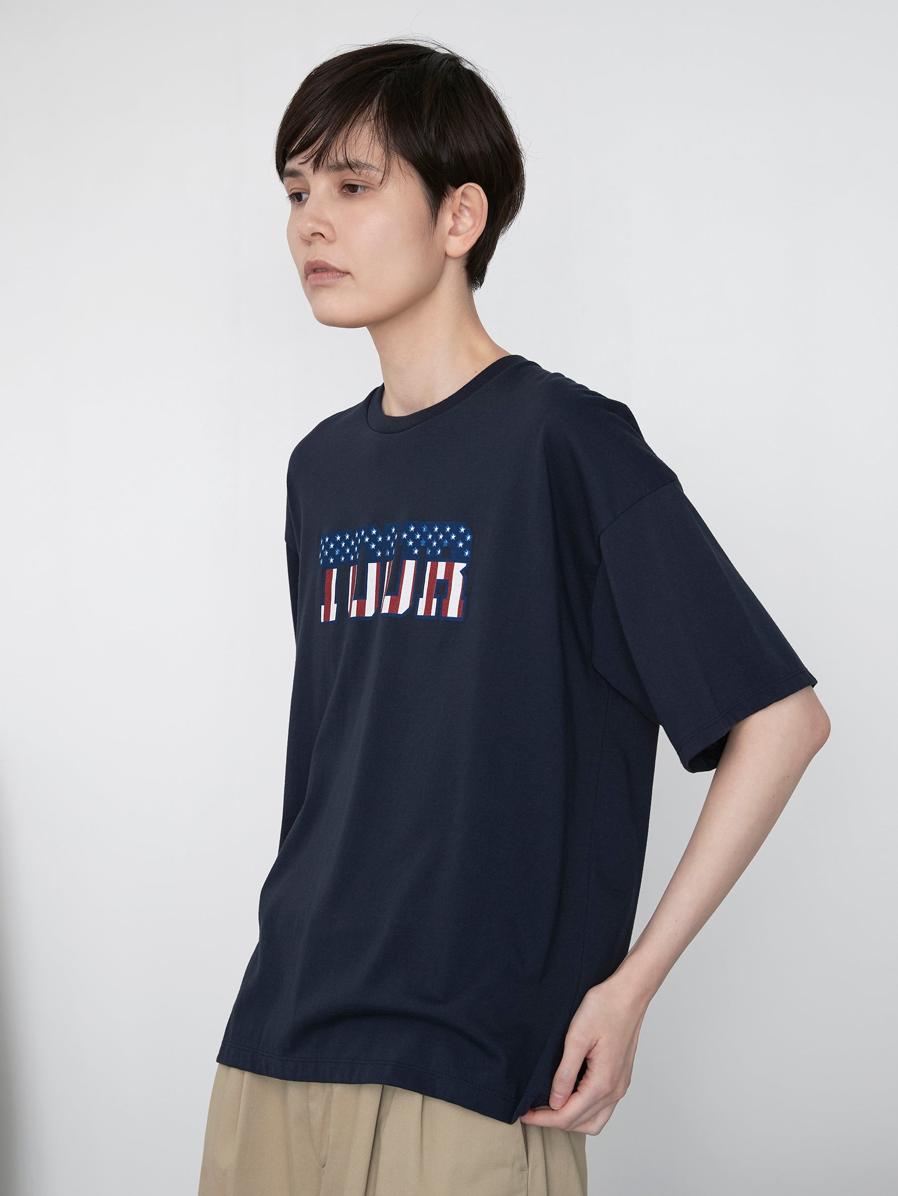 TOURTシャツ/TBES-474