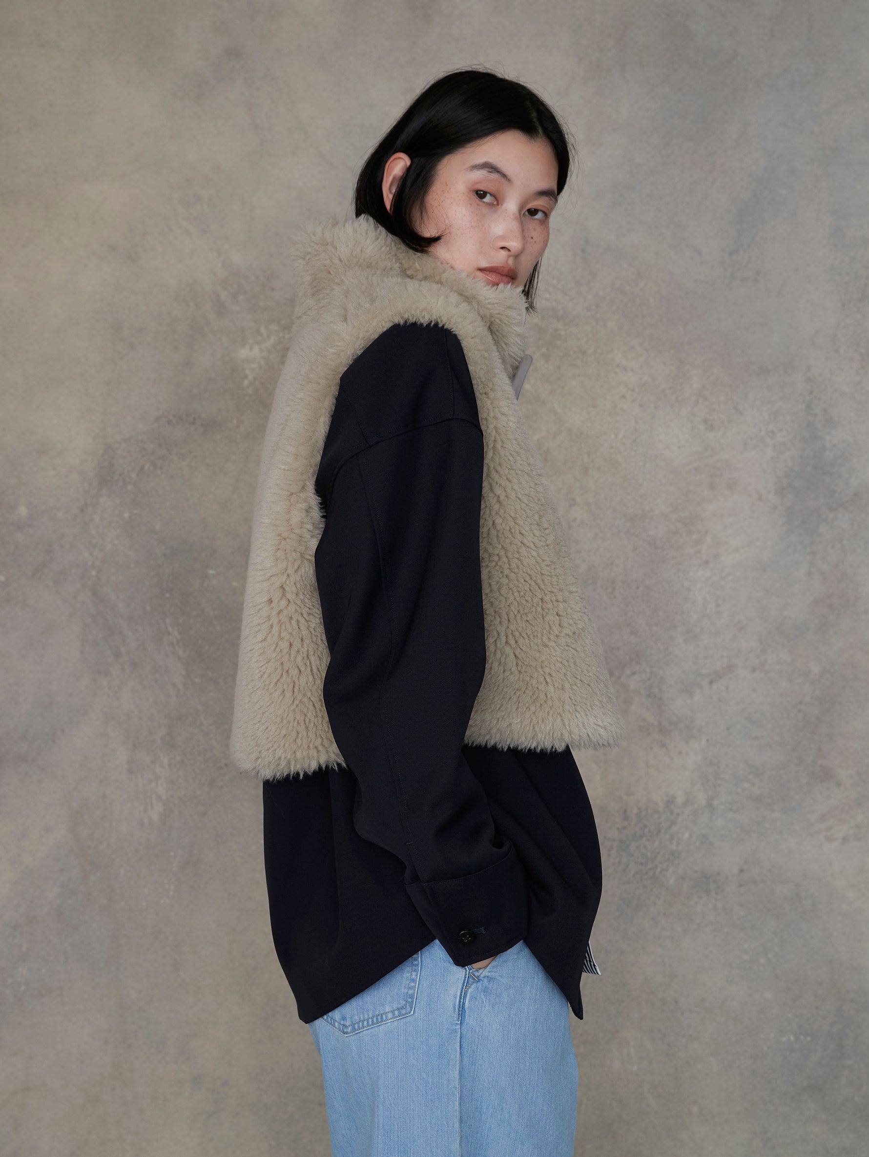 ウールファーベスト/TBEA-081