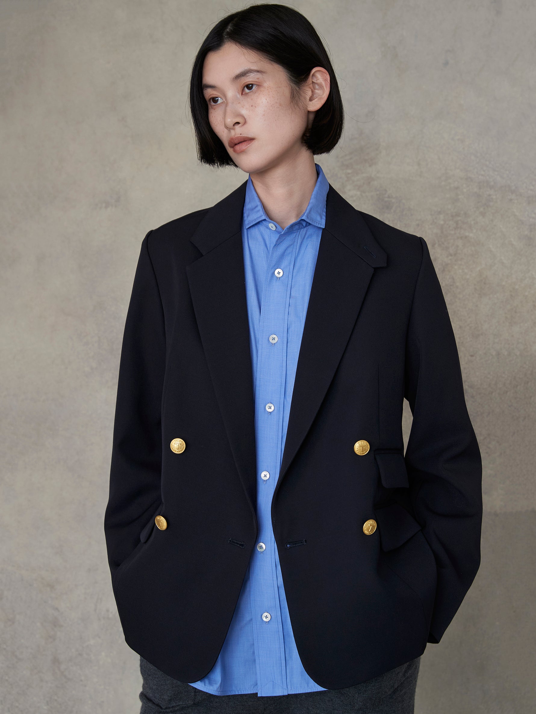 美品✨TICCA ウールダブルジャケット　ネイビー紺×ゴールド金 TICCA(ティッカ)｜ウールサージダブルジャケット/ネイビー の通販