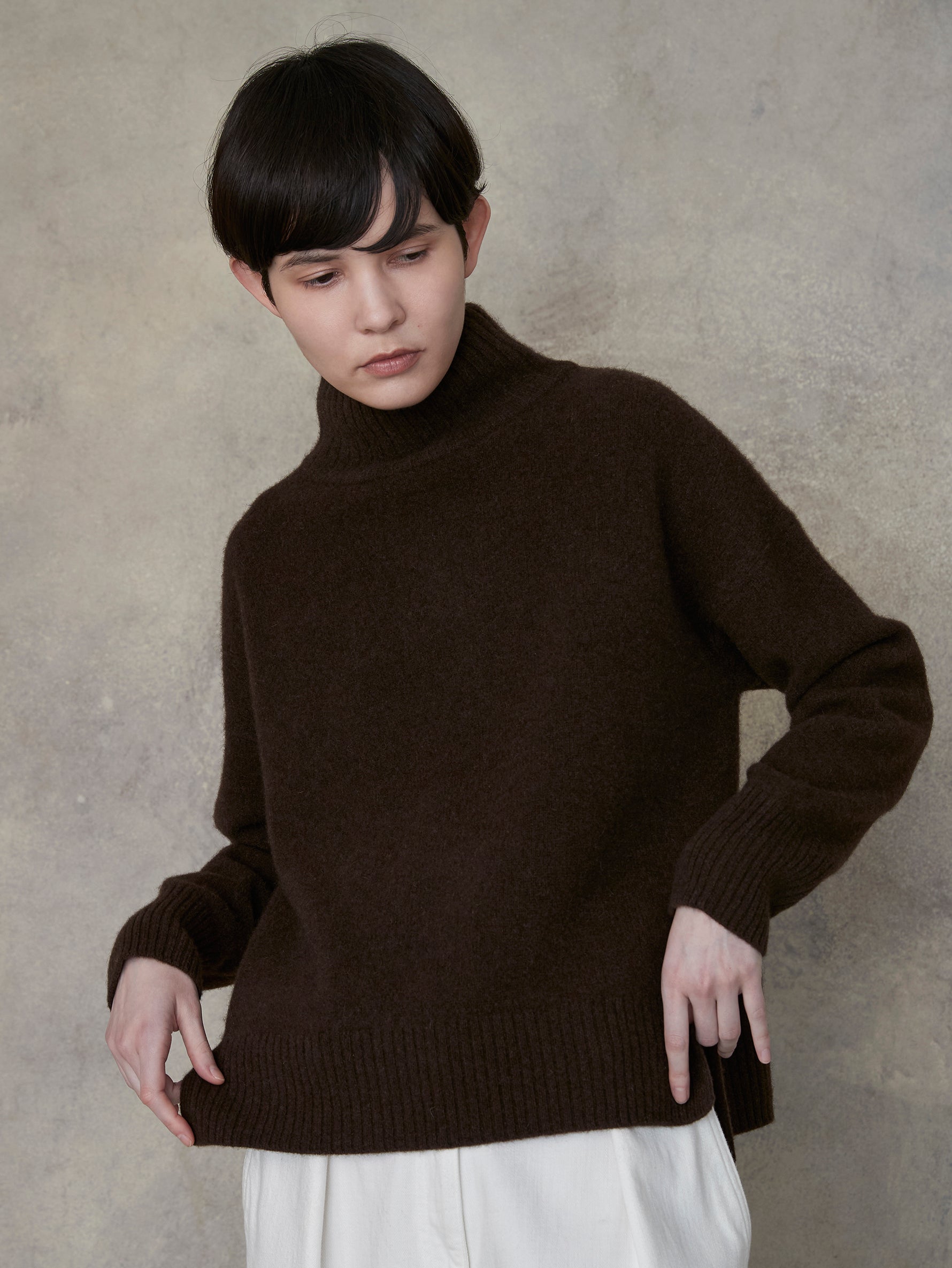ヒューマンウーマンヤクウール100% タートルネック プルオーバーダークブラウン ヒューマンウーマンヤクウール100% タートルネック プルオーバーダーク