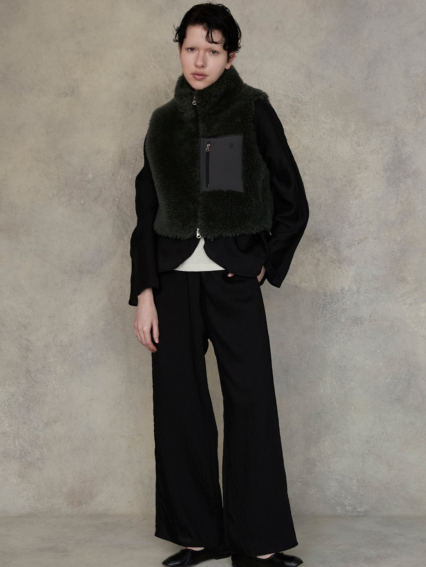 ウールファーベスト/TBEA-081