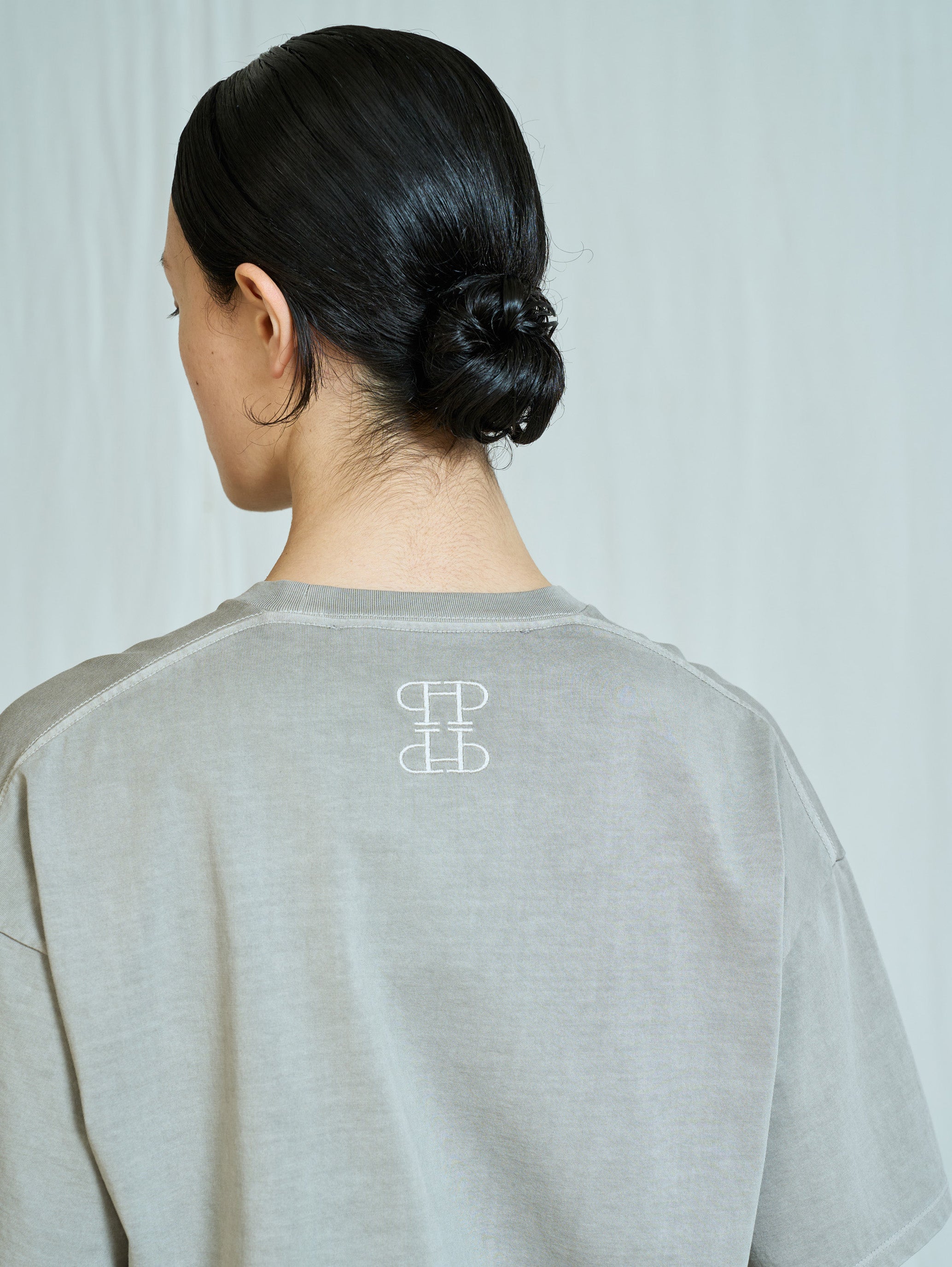 エンブロイダリースクエアTシャツ TBFA-241
