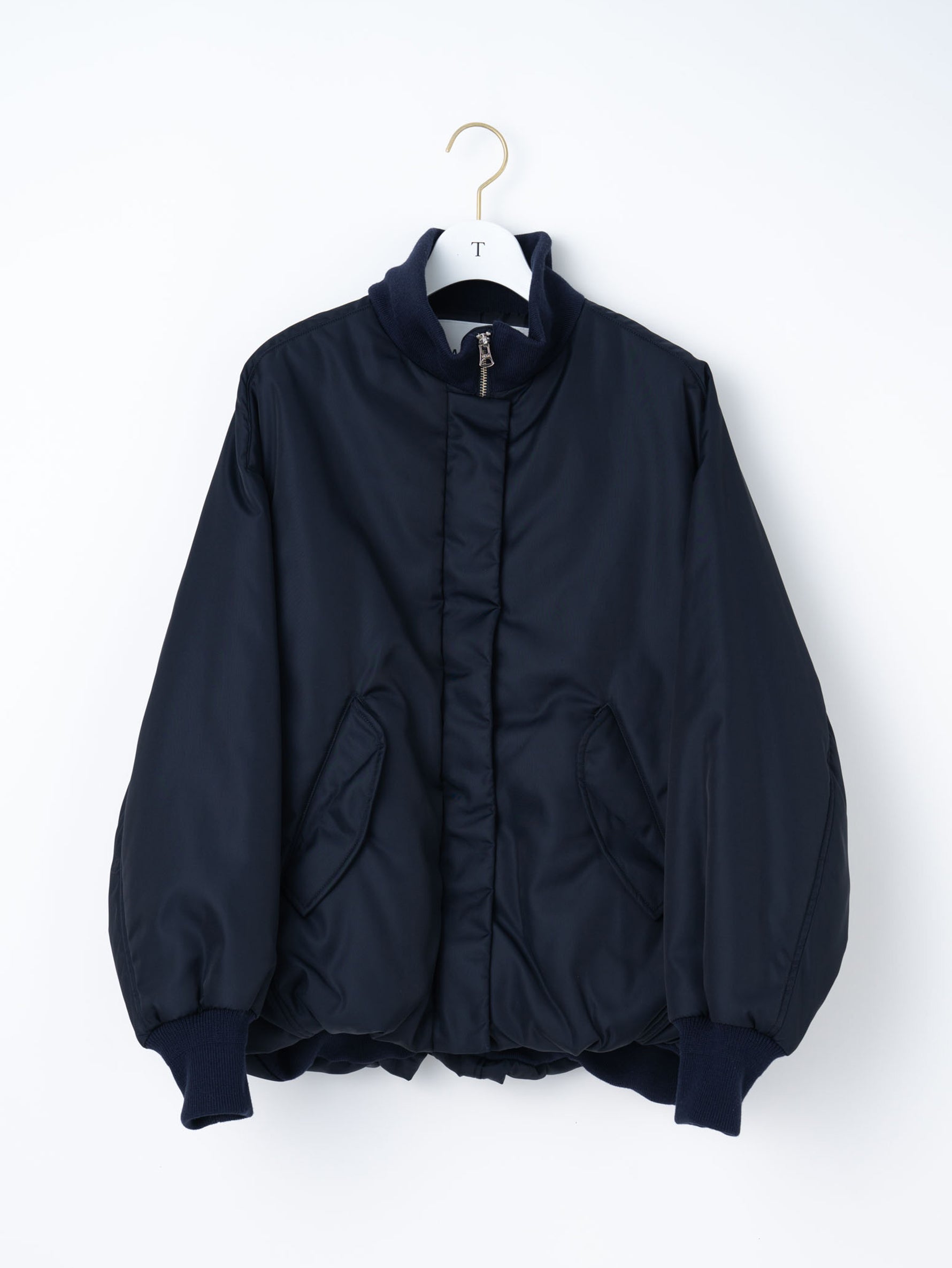 予約商品】スタンドネックブルゾン TBFA-014