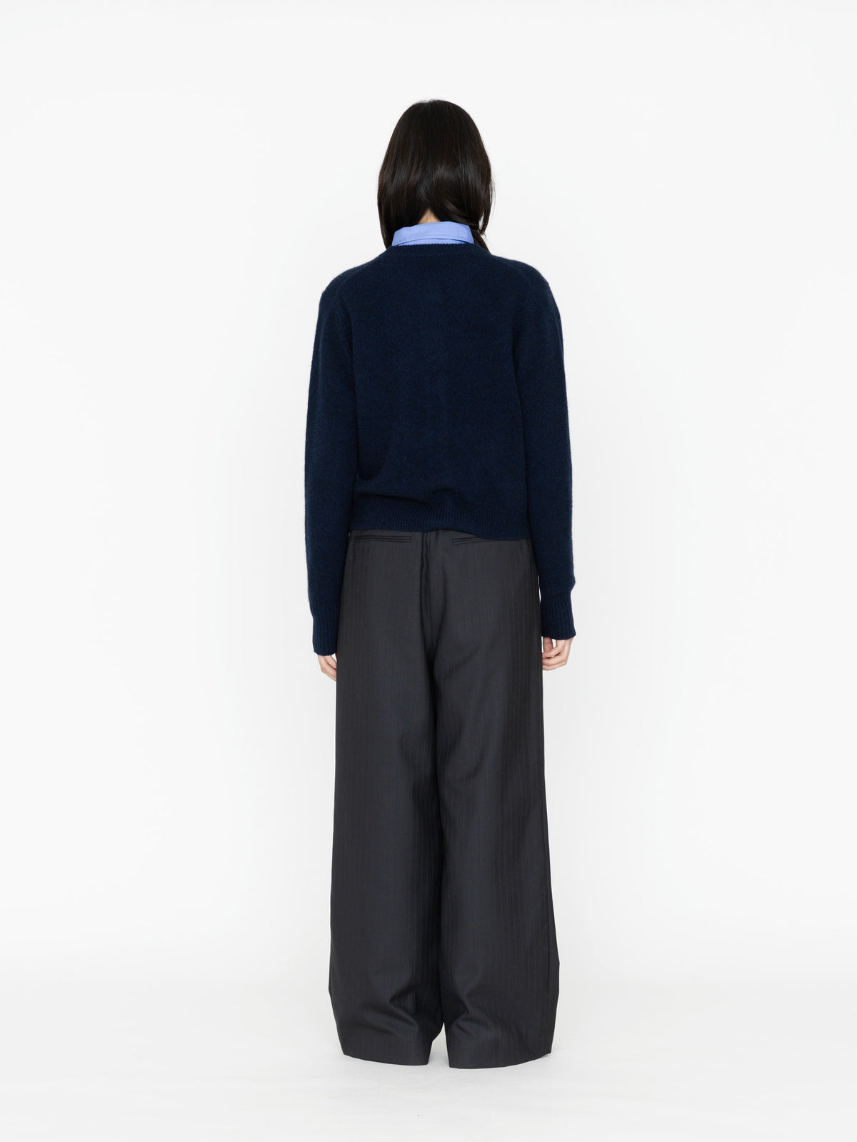 ヤククルーネックカーディガン(直営店限定) TBFA-606
