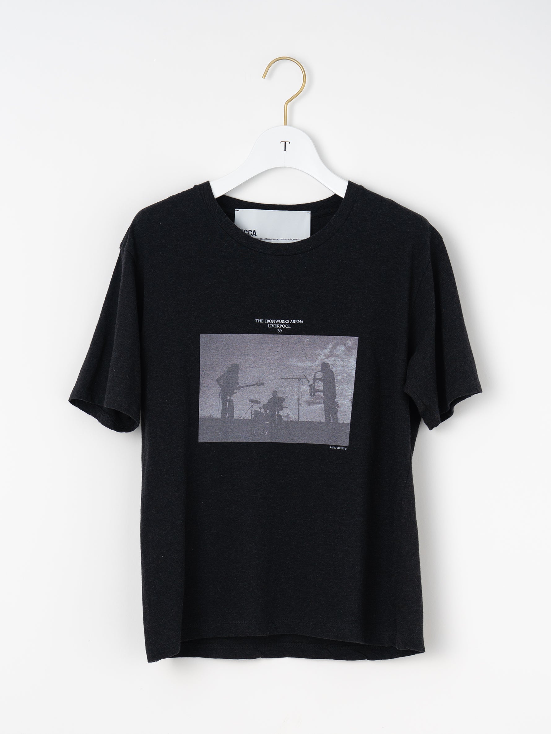 Radio velvet Tシャツ TBFS-495