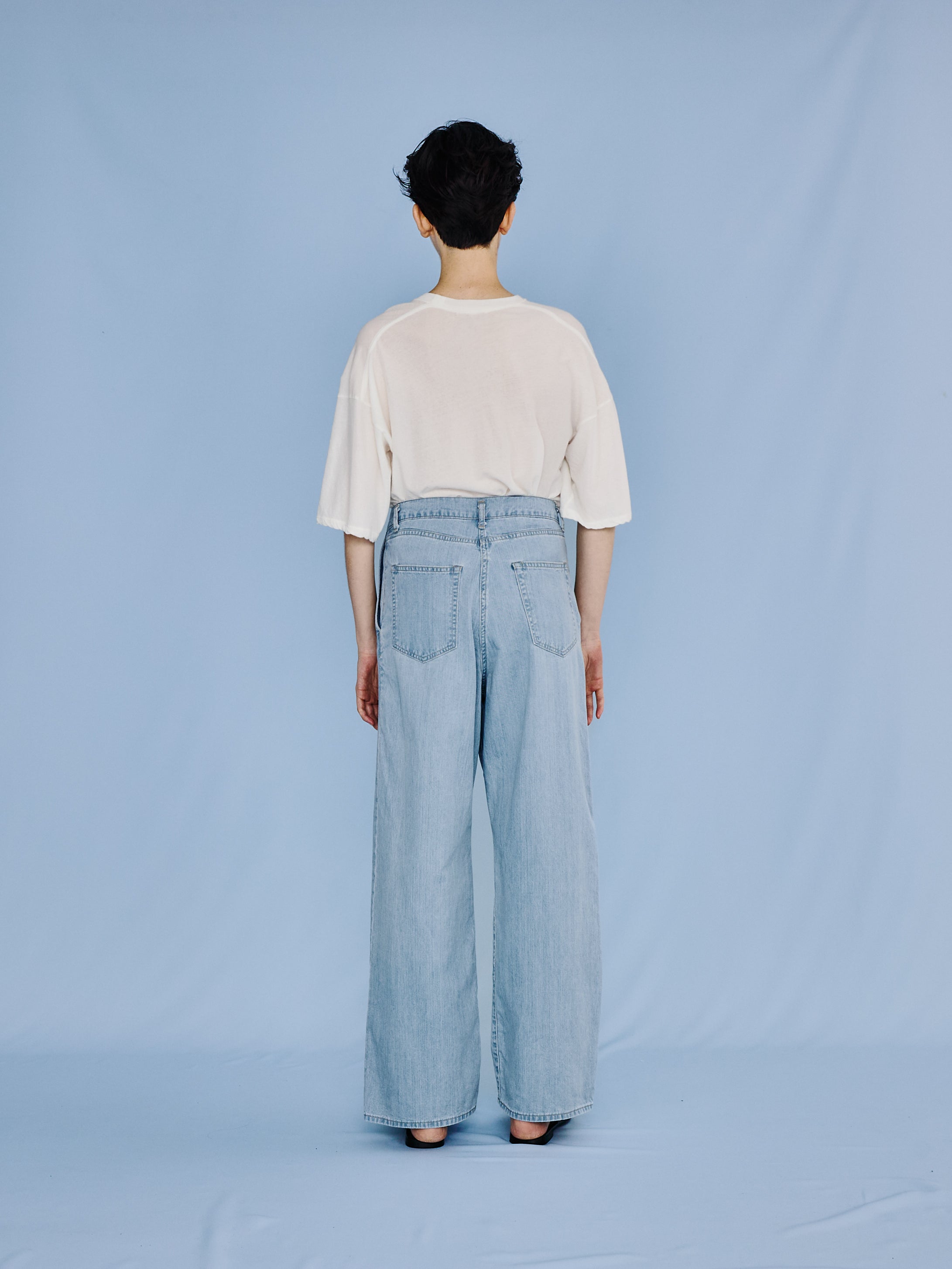 ライトデニムタックワイドパンツ TBFS-051