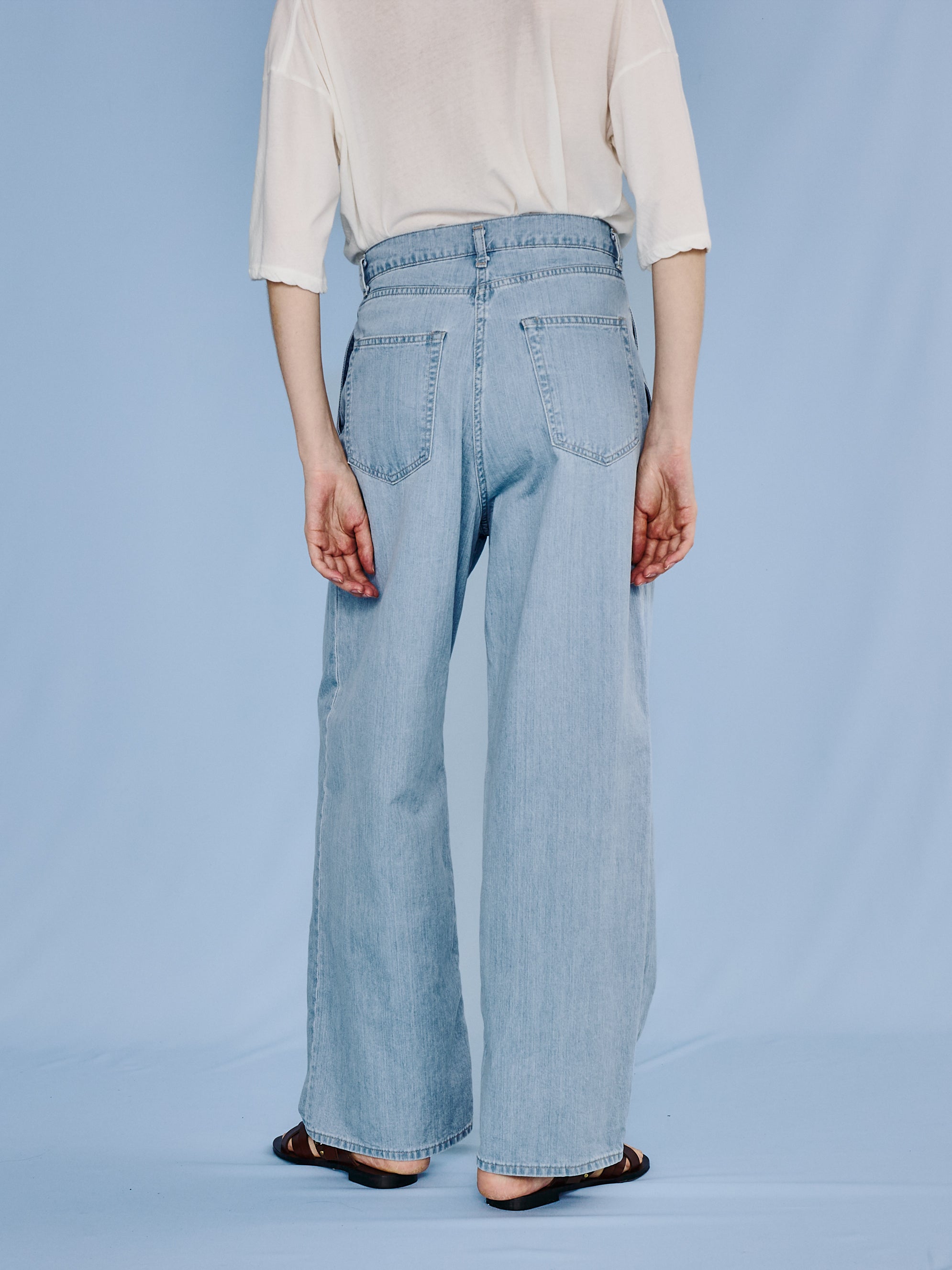 ライトデニムタックワイドパンツ TBFS-051