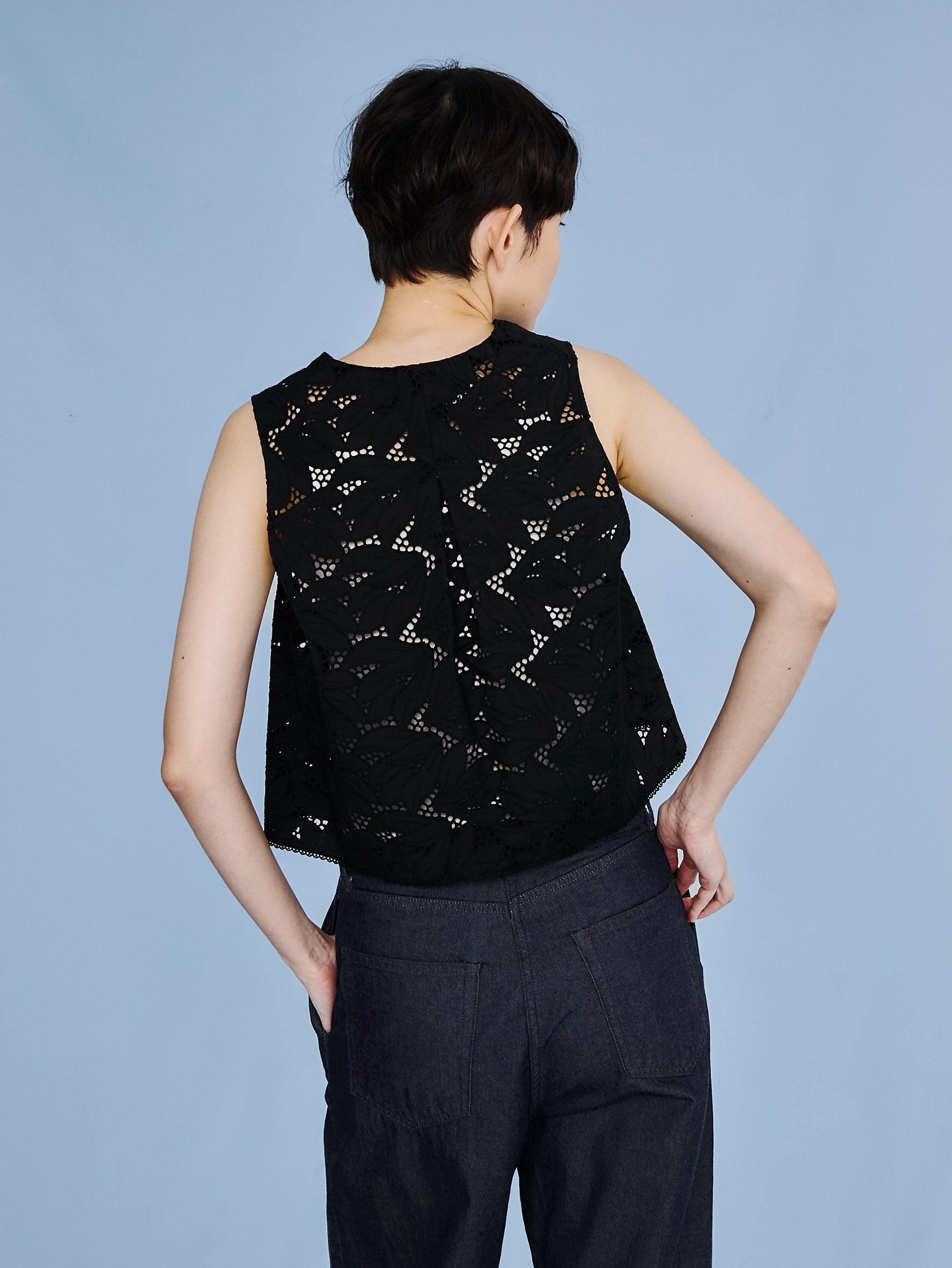 フラワーレースベスト TBFS-132