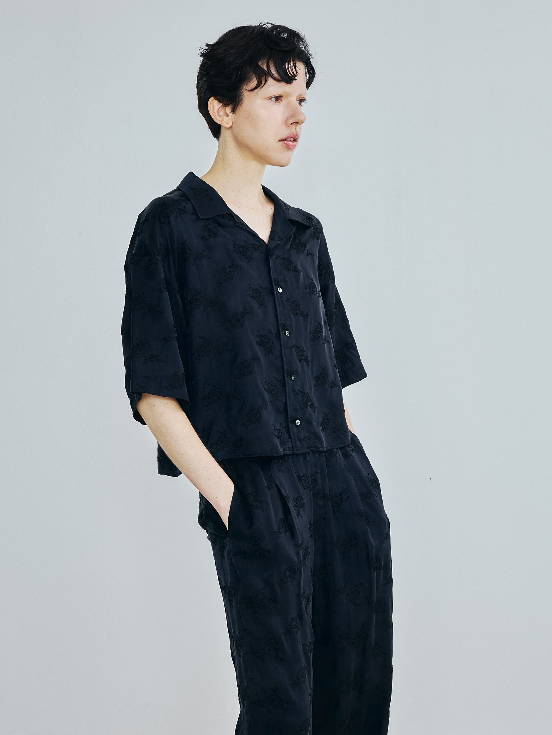 キュプラローズエンブロイダリーシャツ TBFS-102