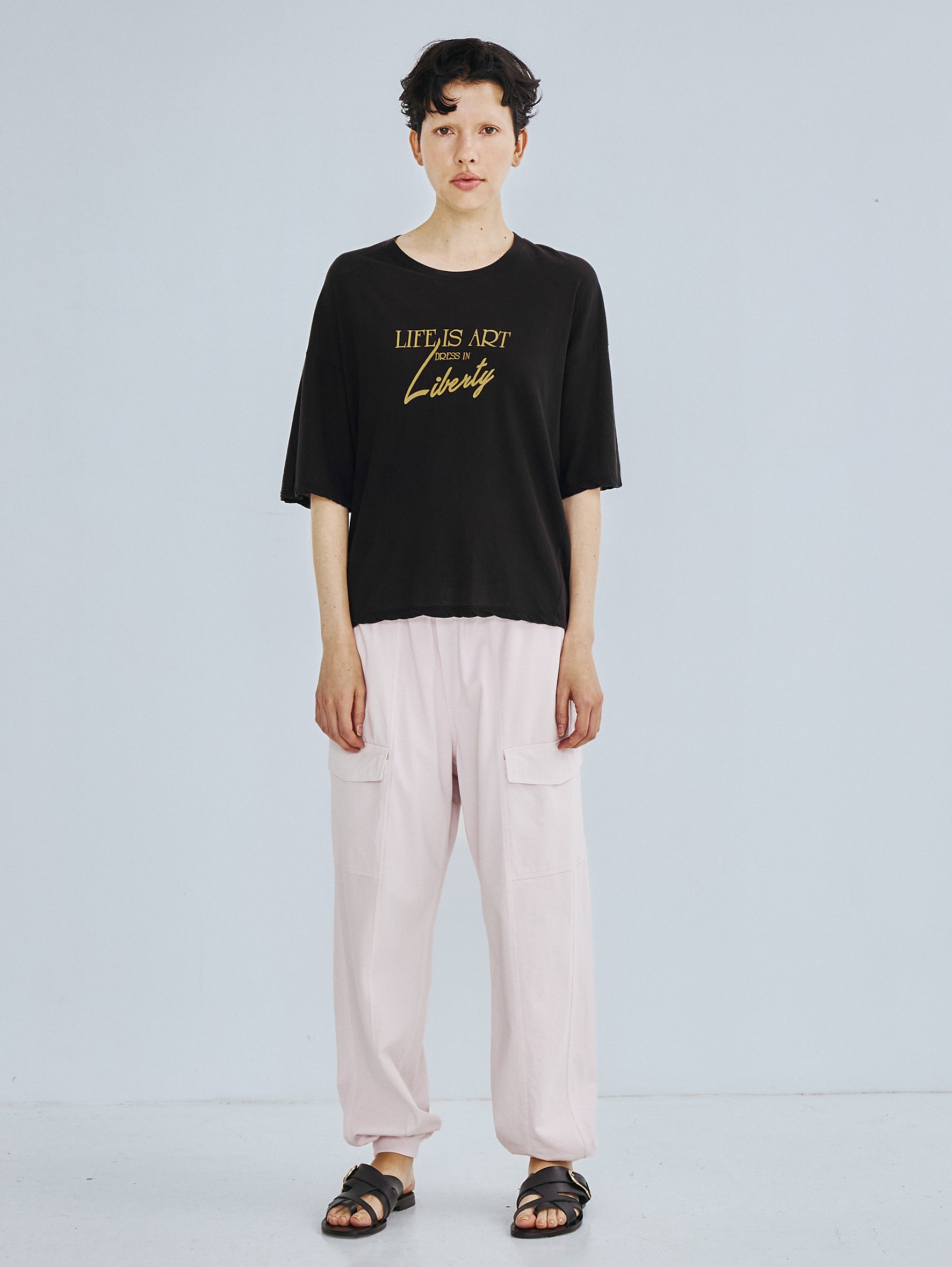 LIFE IS ART Tシャツ TBFS-201