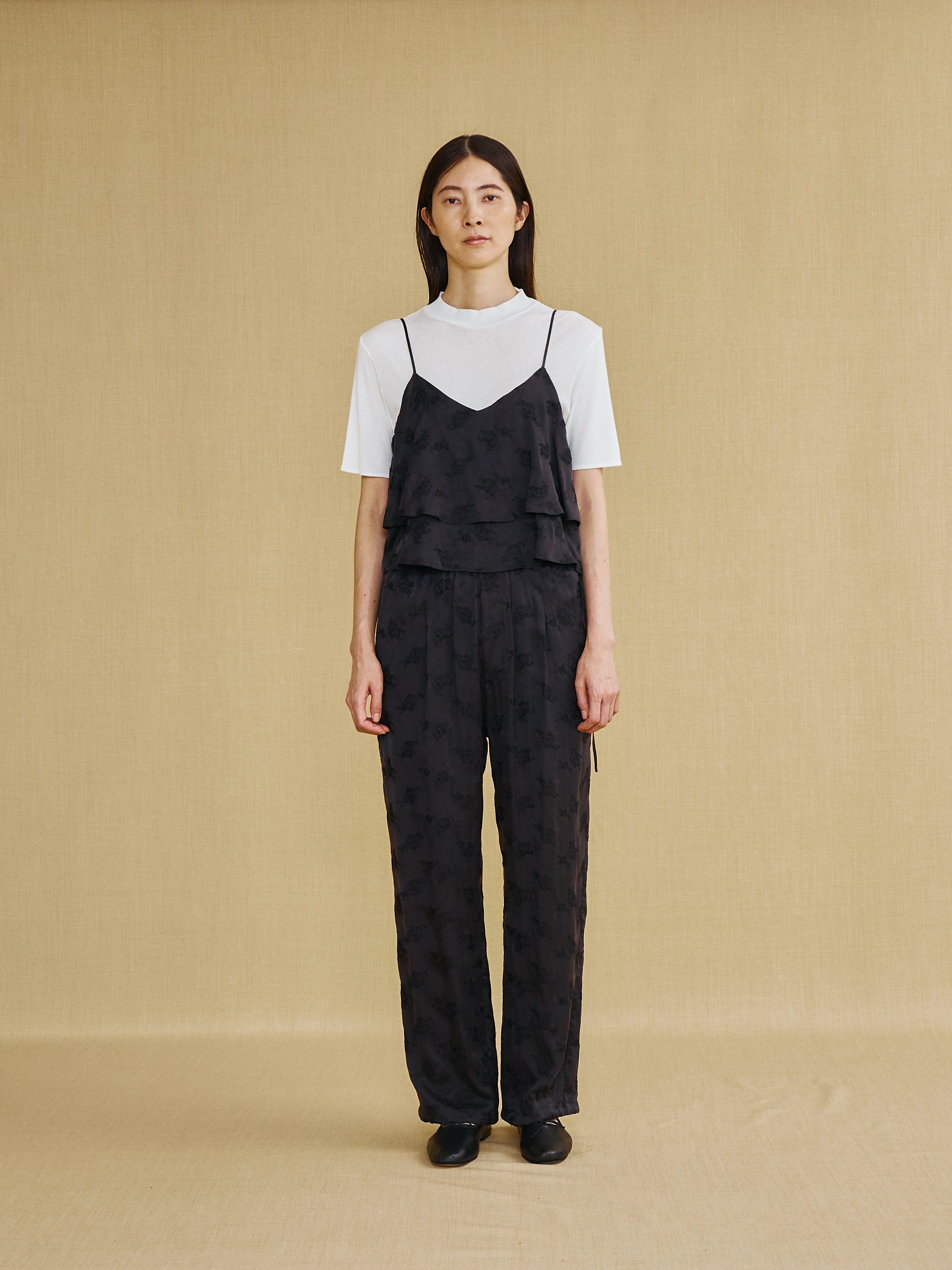 キュプラローズエンブロイダリービスチェ TBFS-101